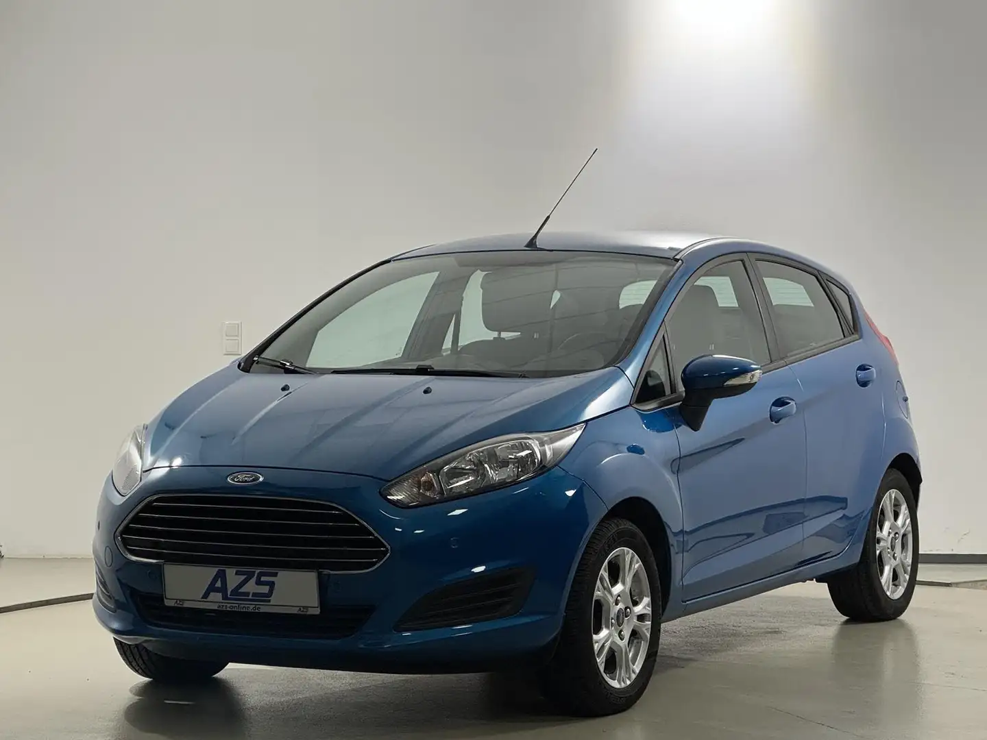 Ford Fiesta 1.0 Sync Edition Parkhilfen Klima Sitzhzg Azul - 2