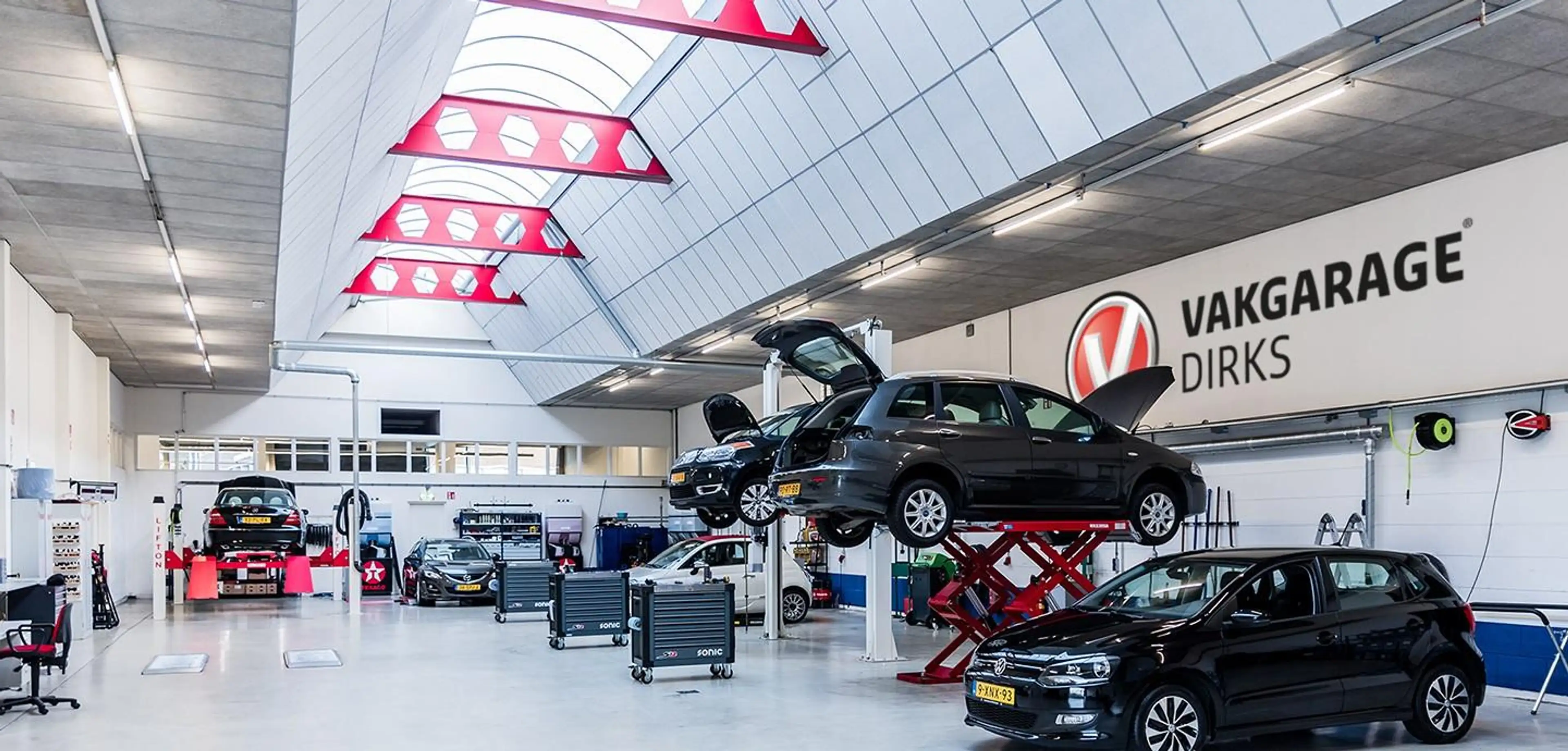 Citroen E-C4 Electric Shine 50 kWh ✅ LED ✅ 360 ✅ ACC — photo 32