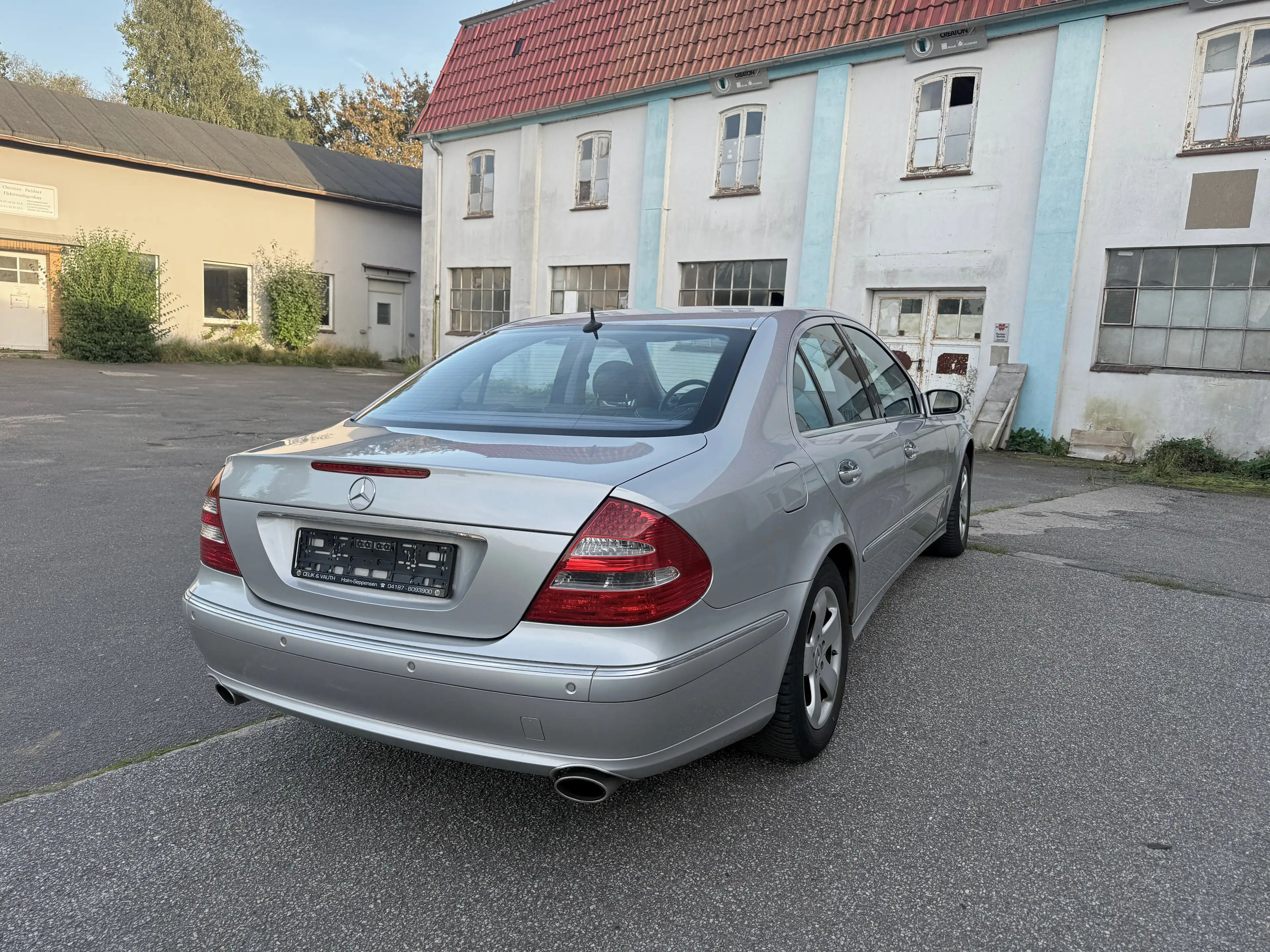 Mercedes-Benz E 350 E 350 Sport Edition Avantgarde *Leder*V6*7G* — photo 15