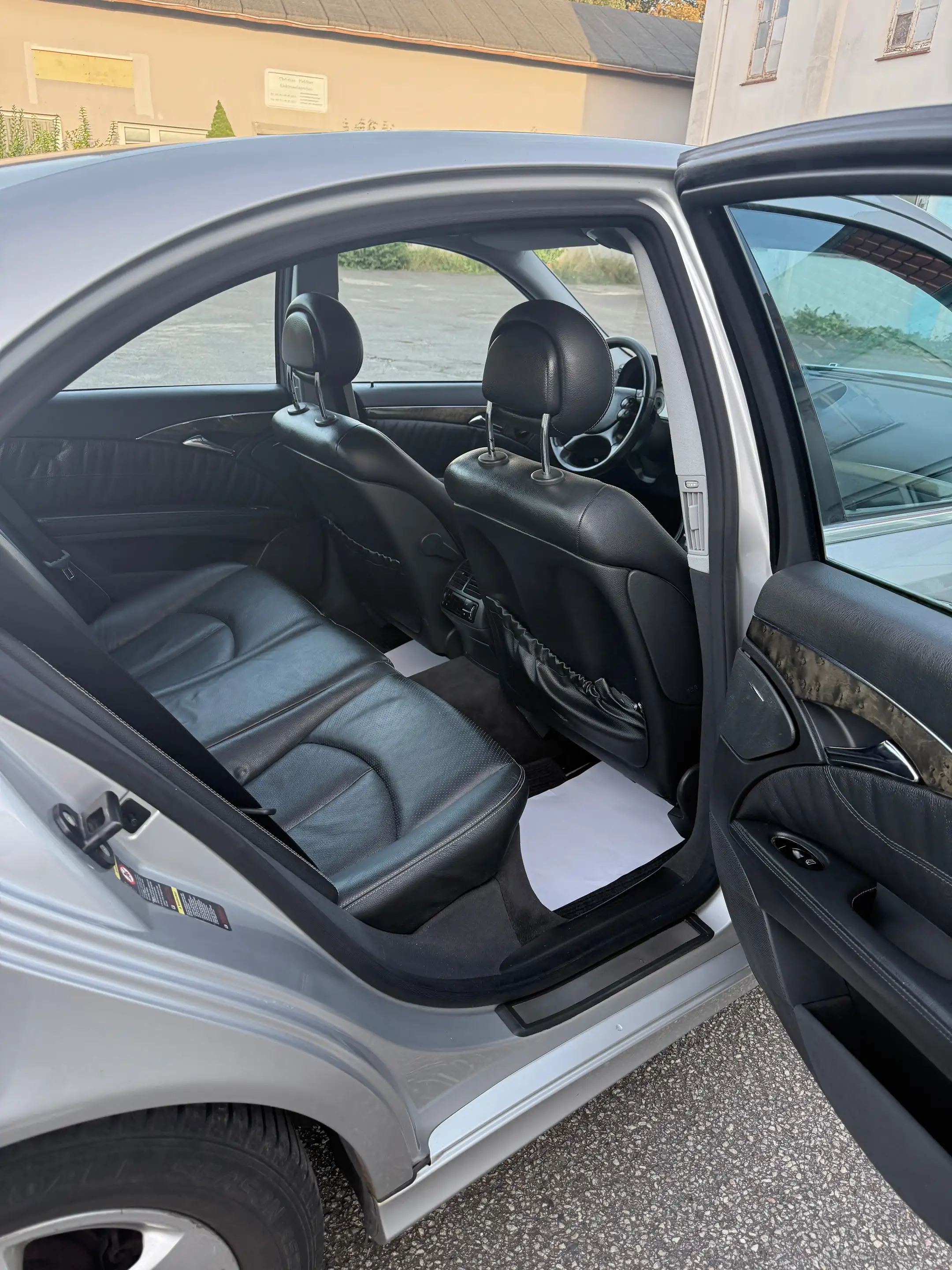 Mercedes-Benz E 350 E 350 Sport Edition Avantgarde *Leder*V6*7G* — photo 13