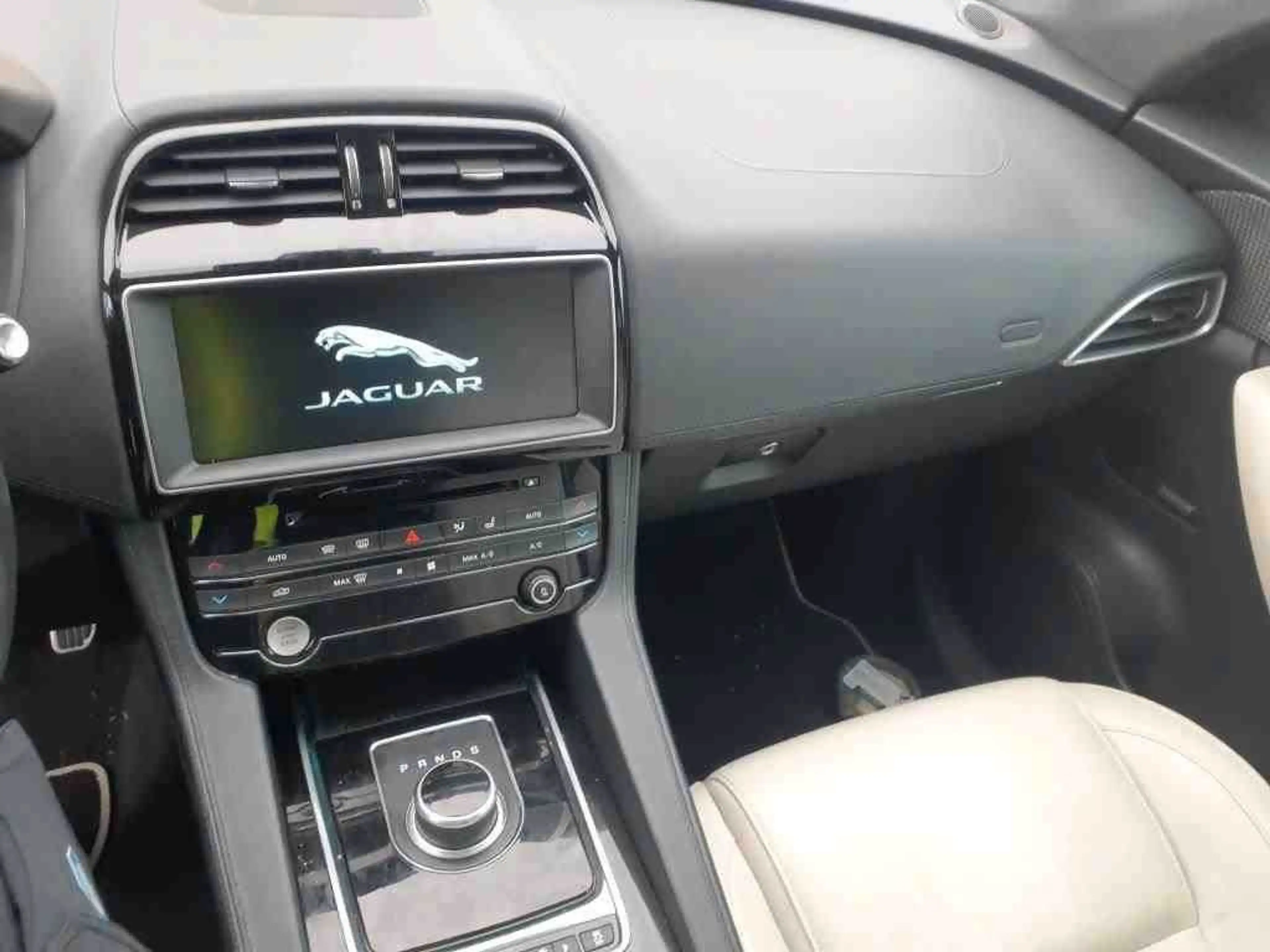 Jaguar F-Pace F-PACE First Edition AWD — photo 6