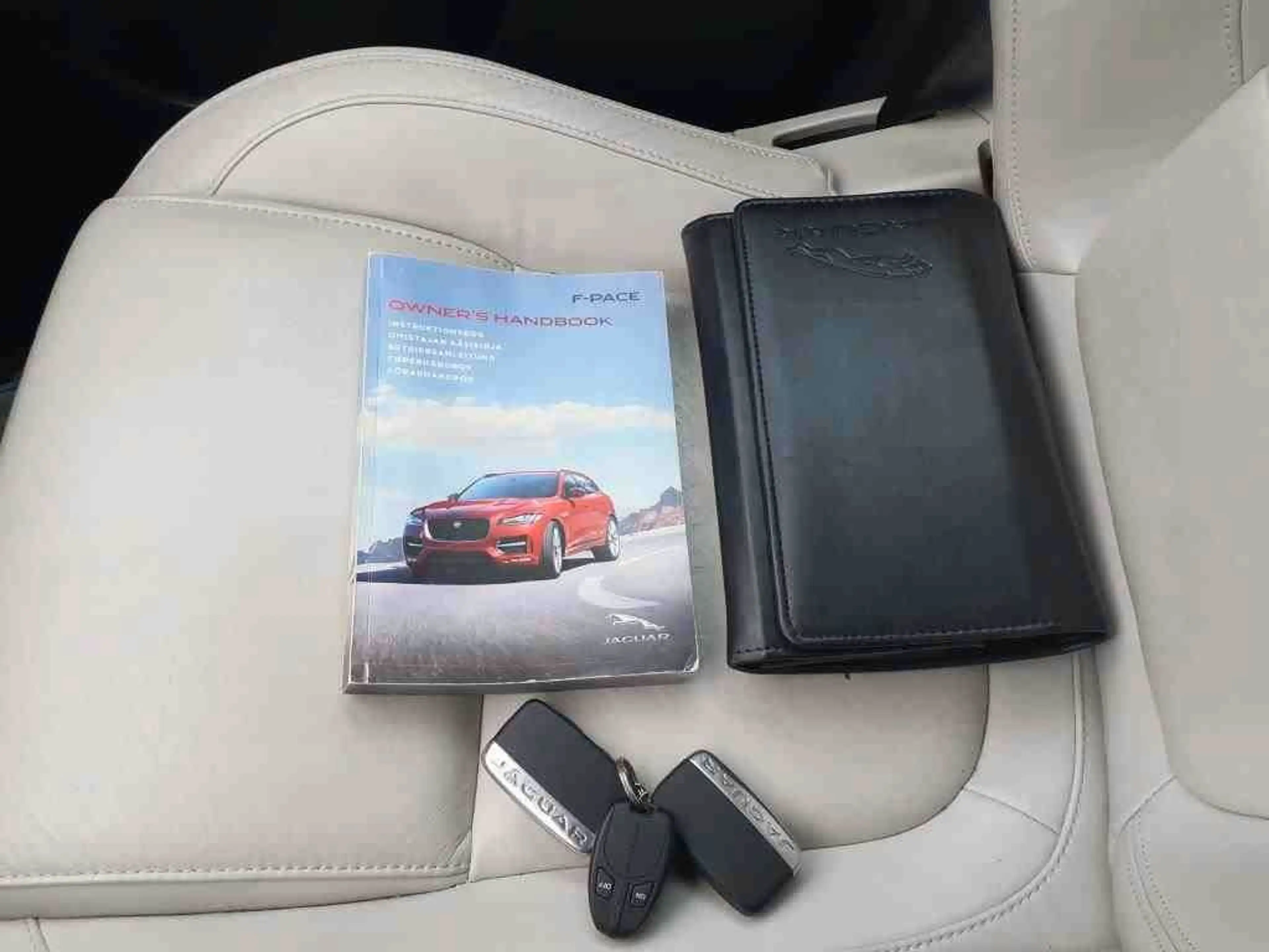 Jaguar F-Pace F-PACE First Edition AWD — photo 5