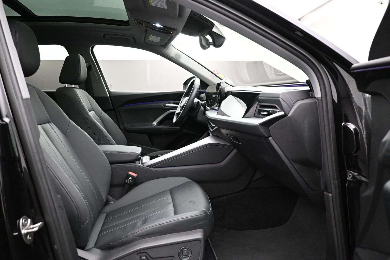 2025 Audi Q5 Progressiv 2.0 TFSI quattro thumb 32