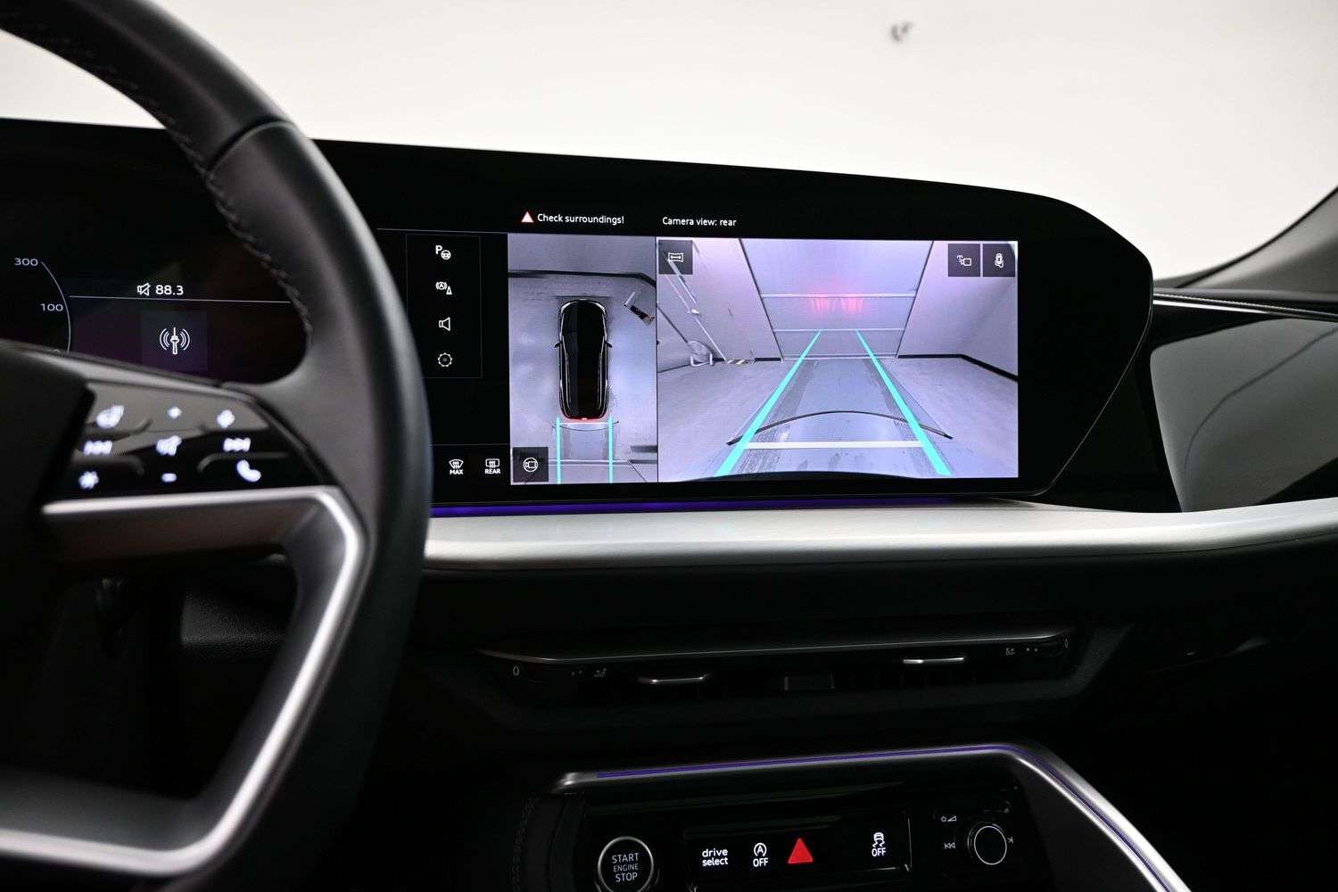 2025 Audi Q5 Progressiv 2.0 TFSI quattro thumb 12