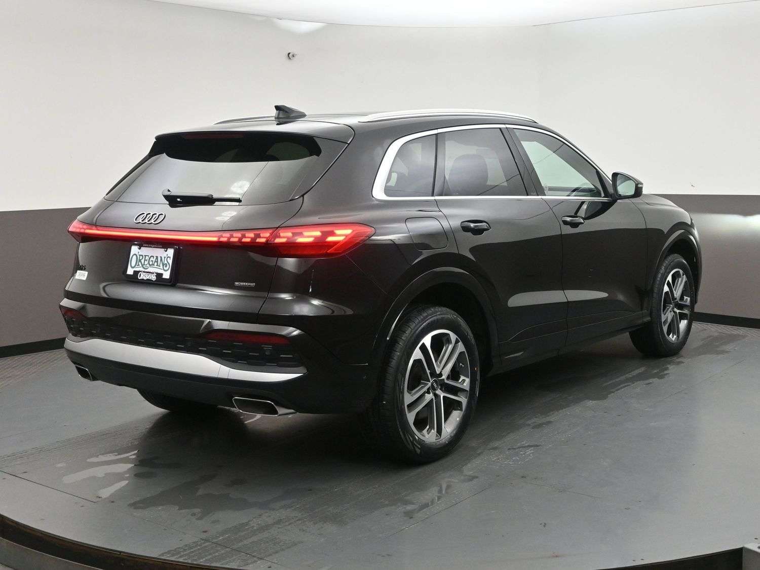2025 Audi Q5 Progressiv 2.0 TFSI quattro thumb 36