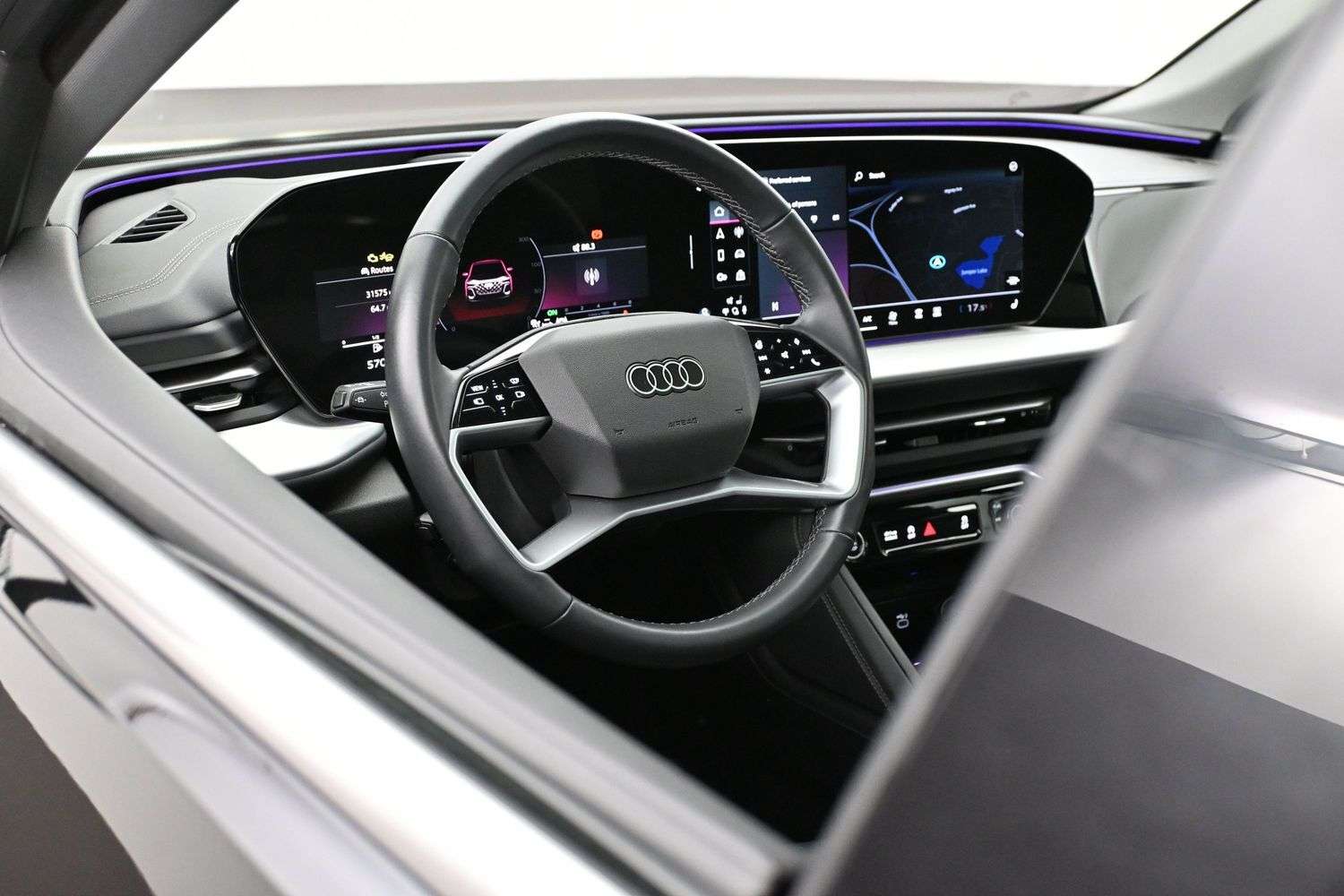 2025 Audi Q5 Progressiv 2.0 TFSI quattro thumb 7
