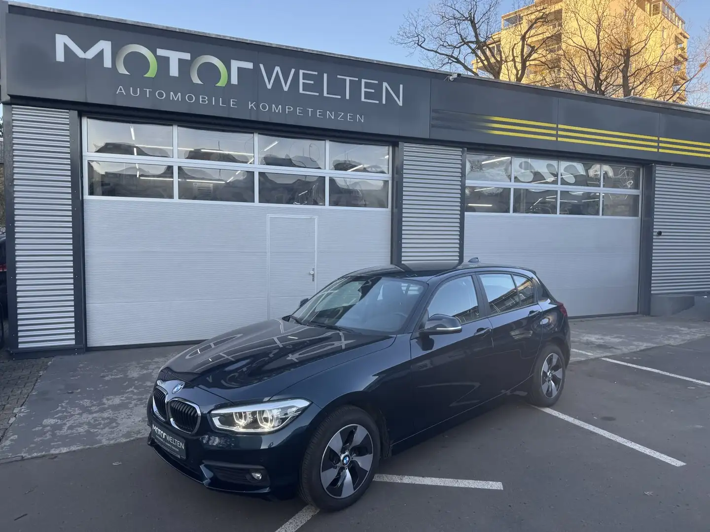 BMW 118 i Advantage 118 i EU6 Advantage Blauw - 1