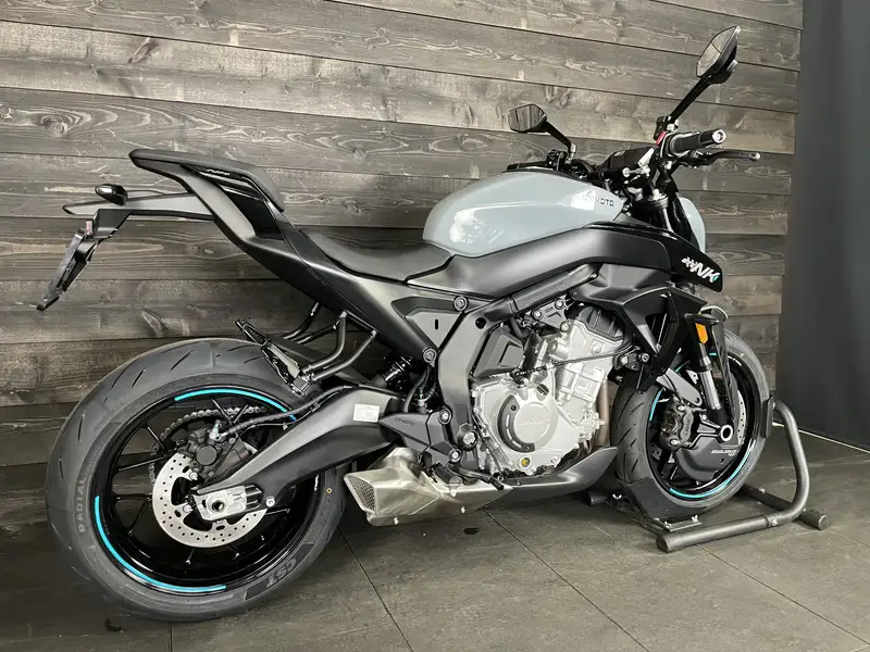 CFMOTO 675 NK - foto 3