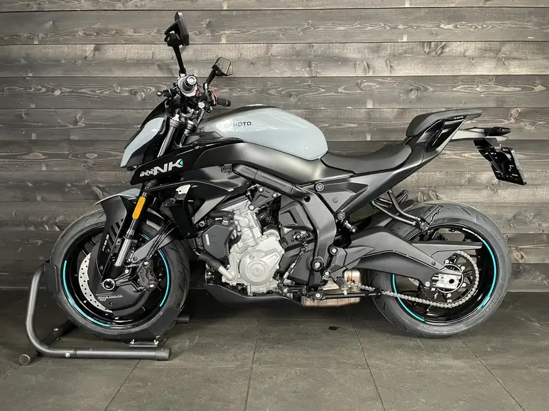 CFMOTO 675 NK - foto 8