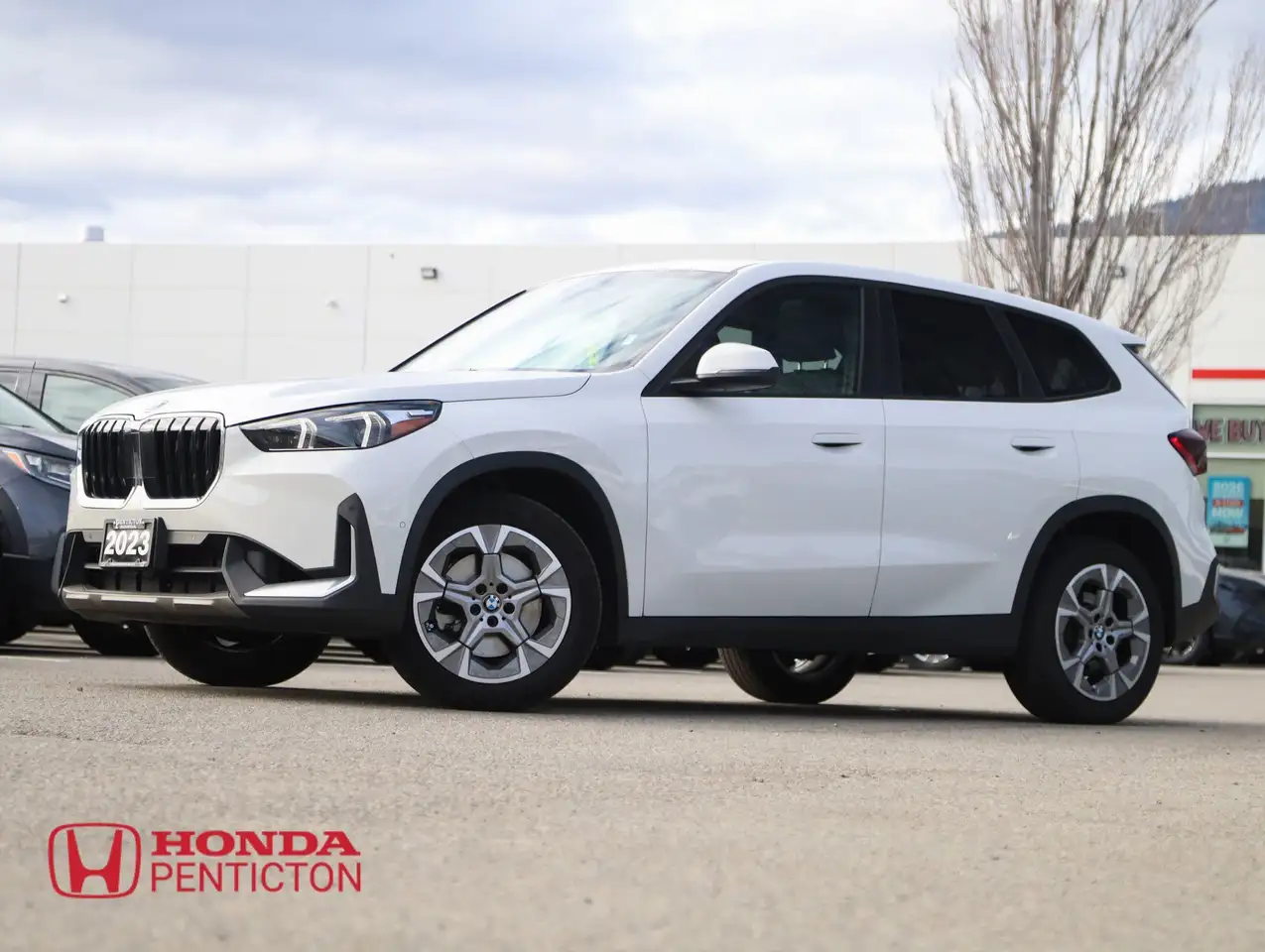 2023 BMW X1