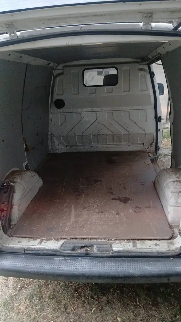 Volkswagen T4 Kombi 3-3-3 CL 2,5 TDI Weiß - 2