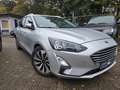 Ford Focus Turnier;TÜV NEU;2.Jahre Garantie;Euro6 Argent - thumbnail 1