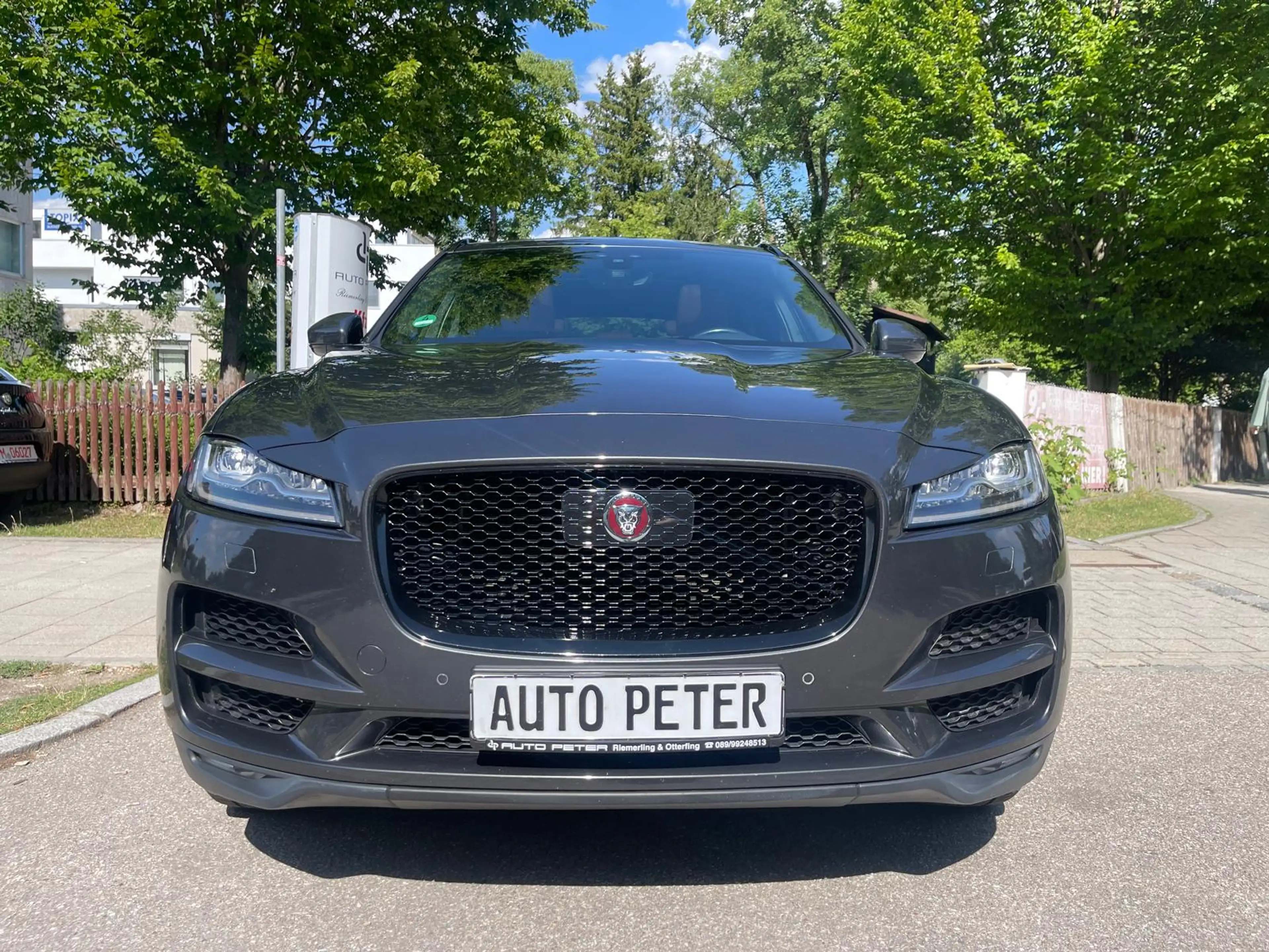 Jaguar F-Pace Portfolio AWD — photo 8