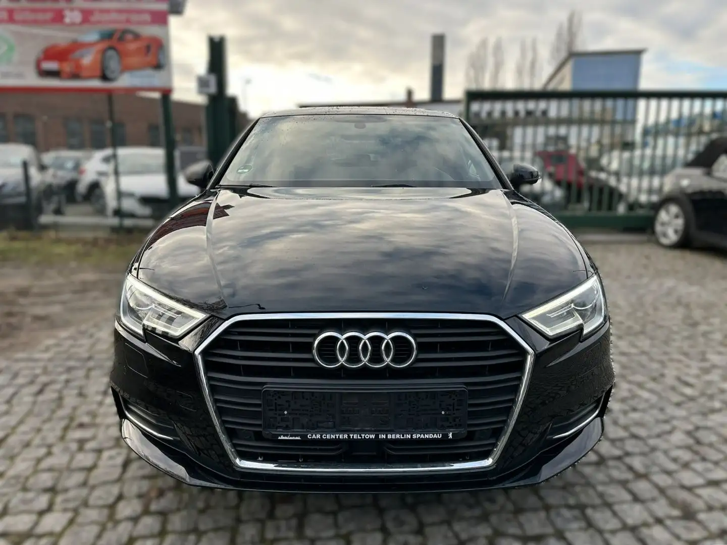Audi A3 Sportback design/AUTOMATIK Schwarz - 2