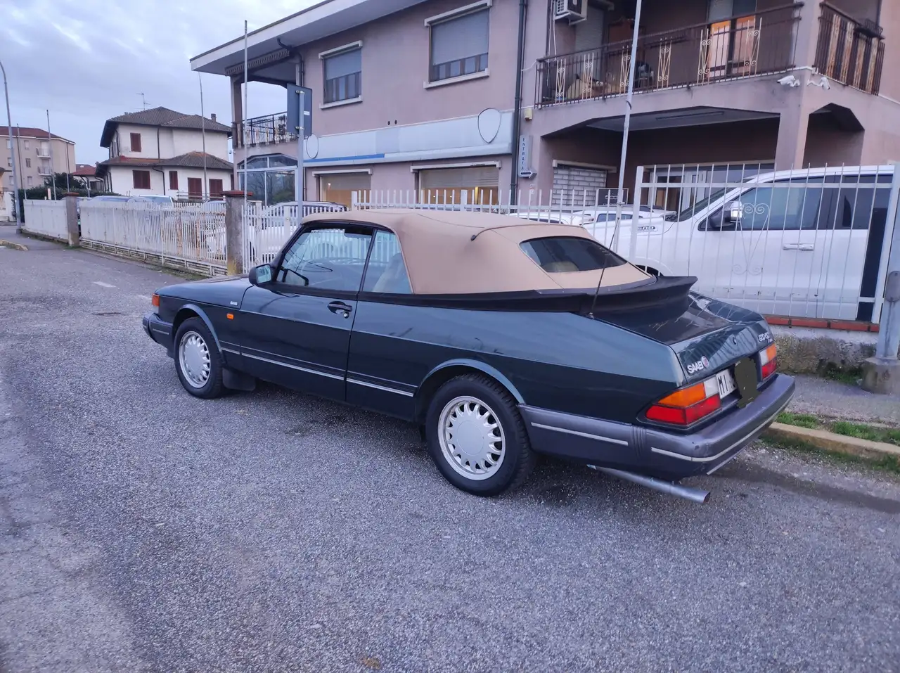 Saab 900 Cabrio 2.0 16v turbo Sport cat., foto 2