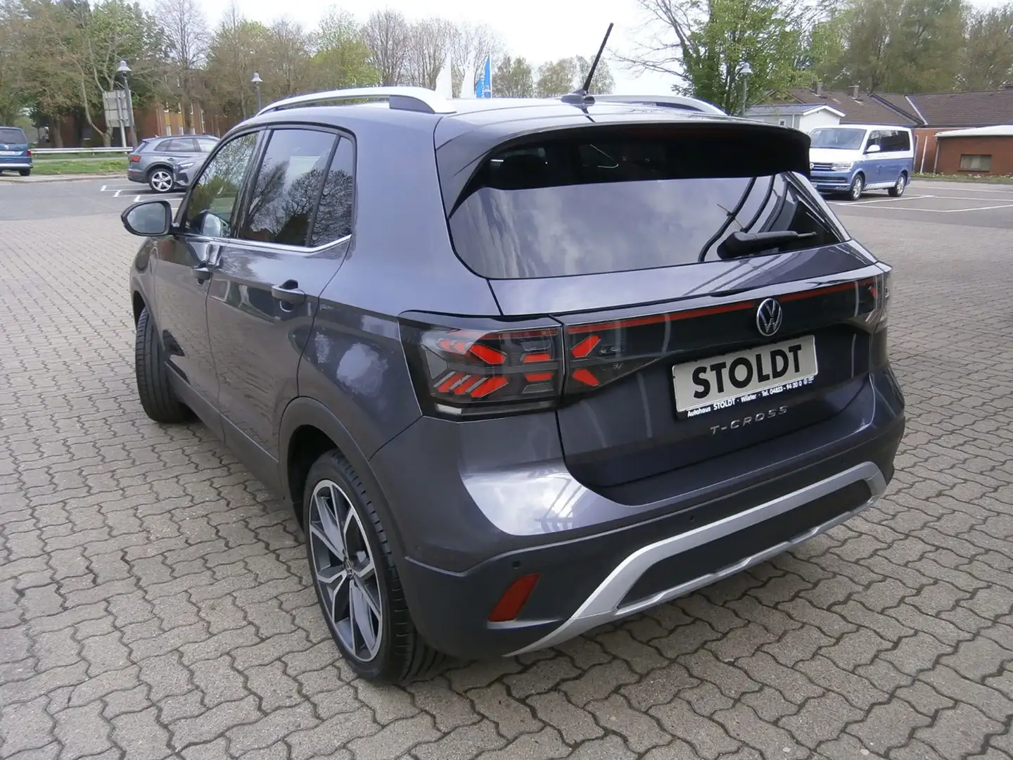 Volkswagen T-Cross Style 1.0 TSI, DSG Gris - 2