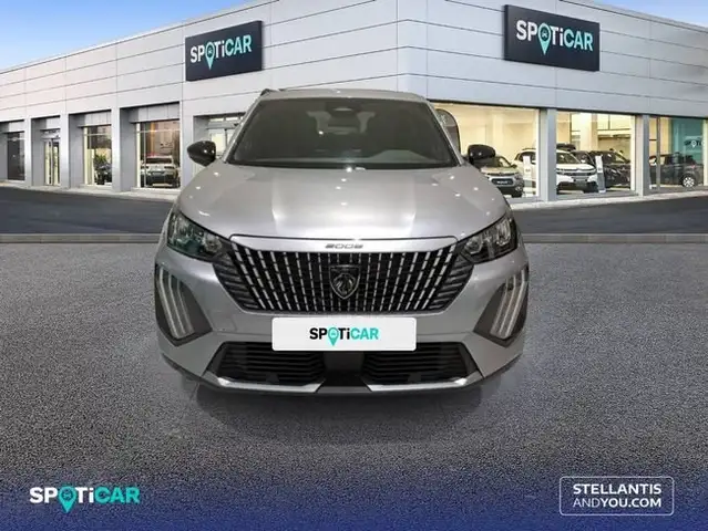 Peugeot 2008 view 2