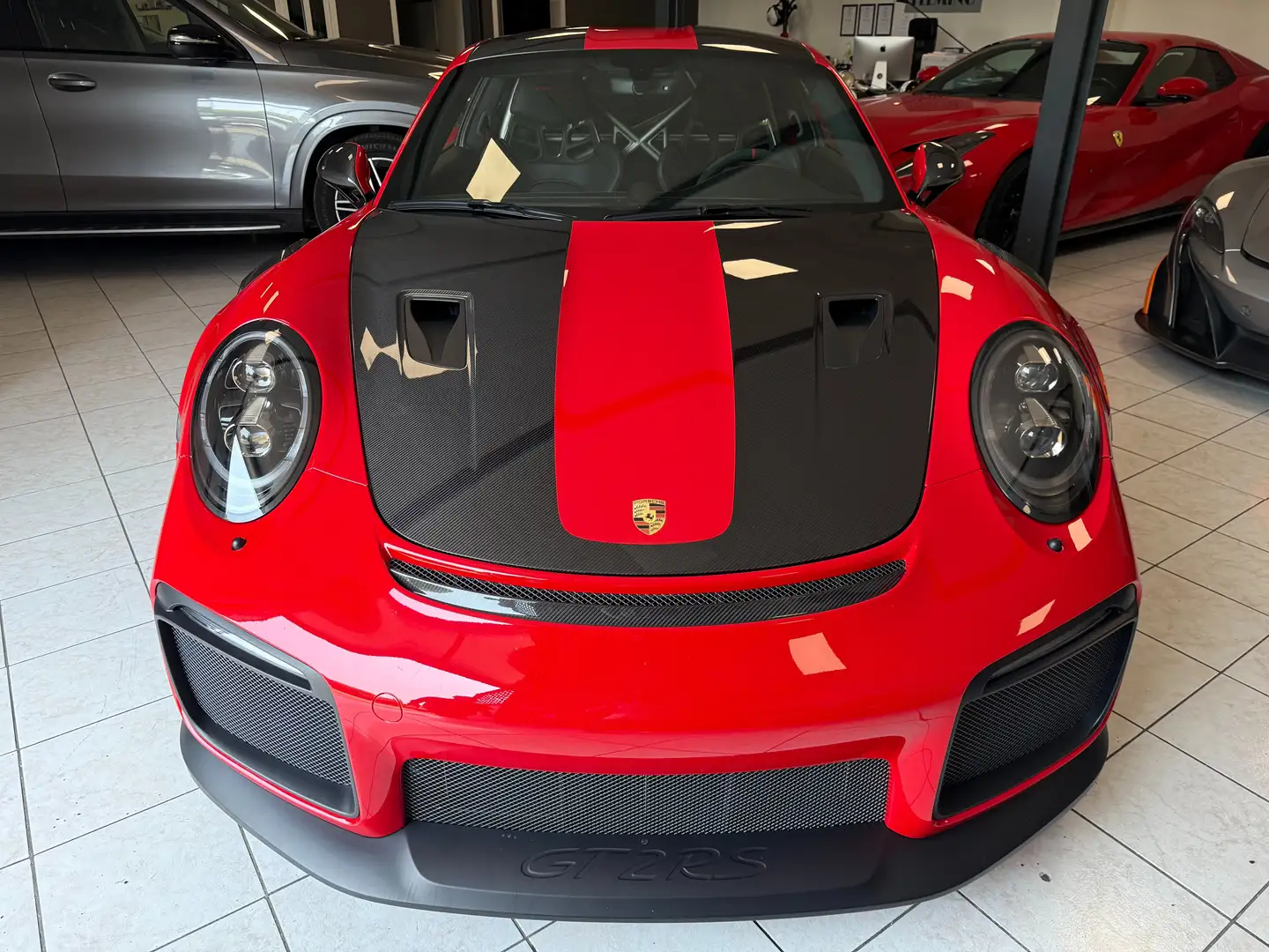 Porsche 991 GT2 RS 3.8 WEISSACH KM 1800 Rosso - 1