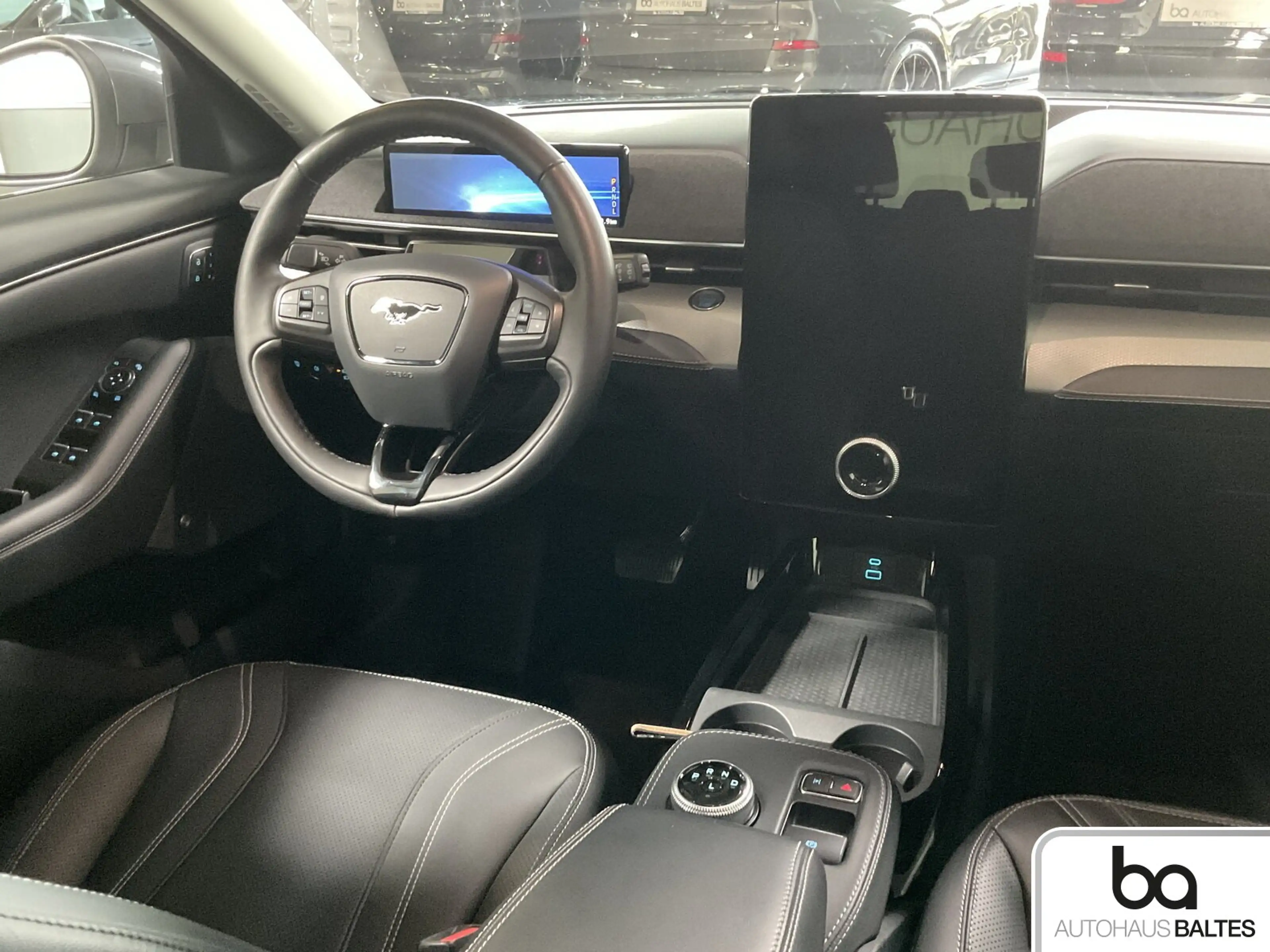 Ford Mustang Mach-E Mustang MACH-E Pano/LED/Navi/360°/B&O — photo 9