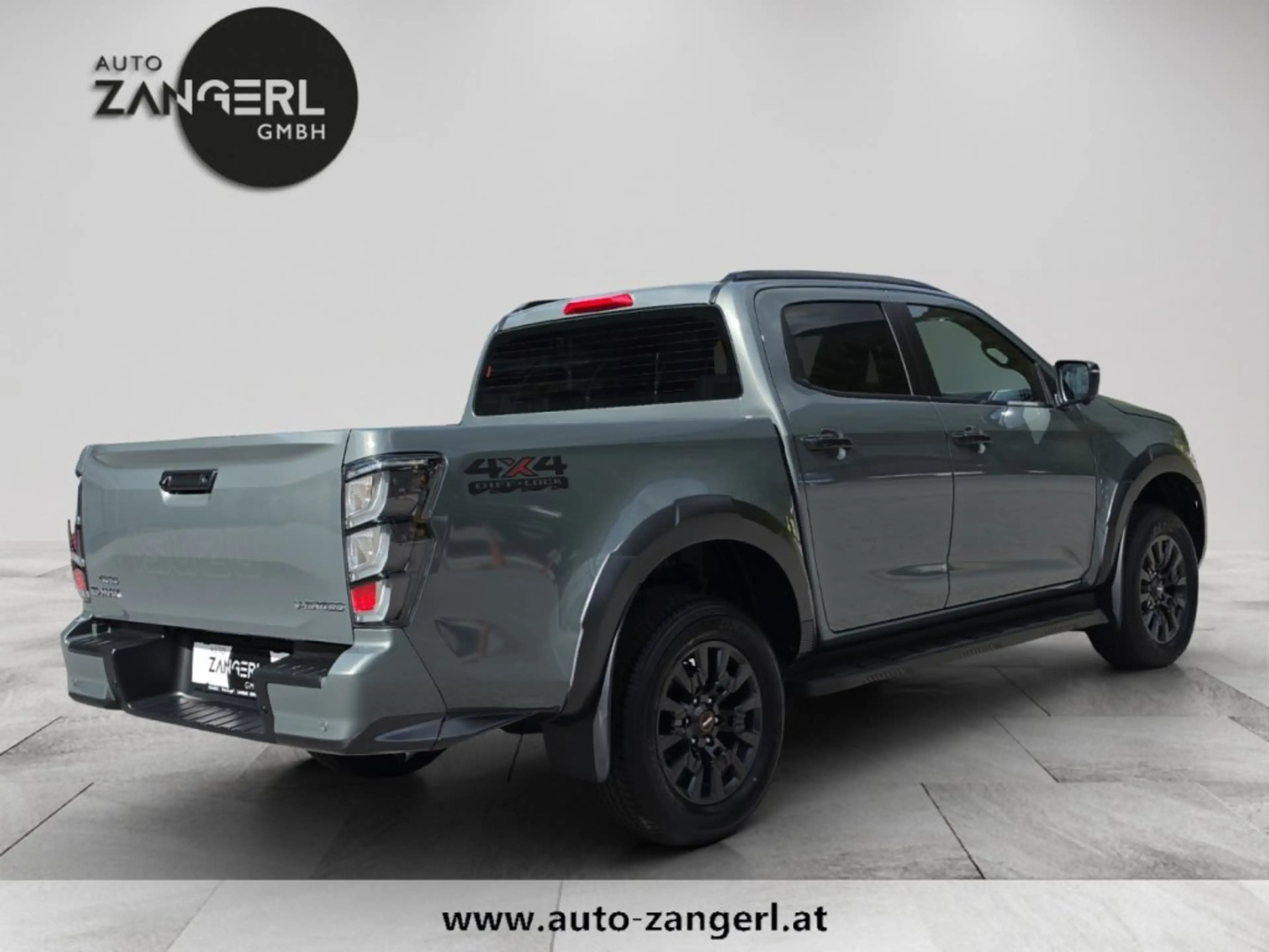 Isuzu D-Max 2,2 Double Cab V-Cross 4WD AT — photo 4