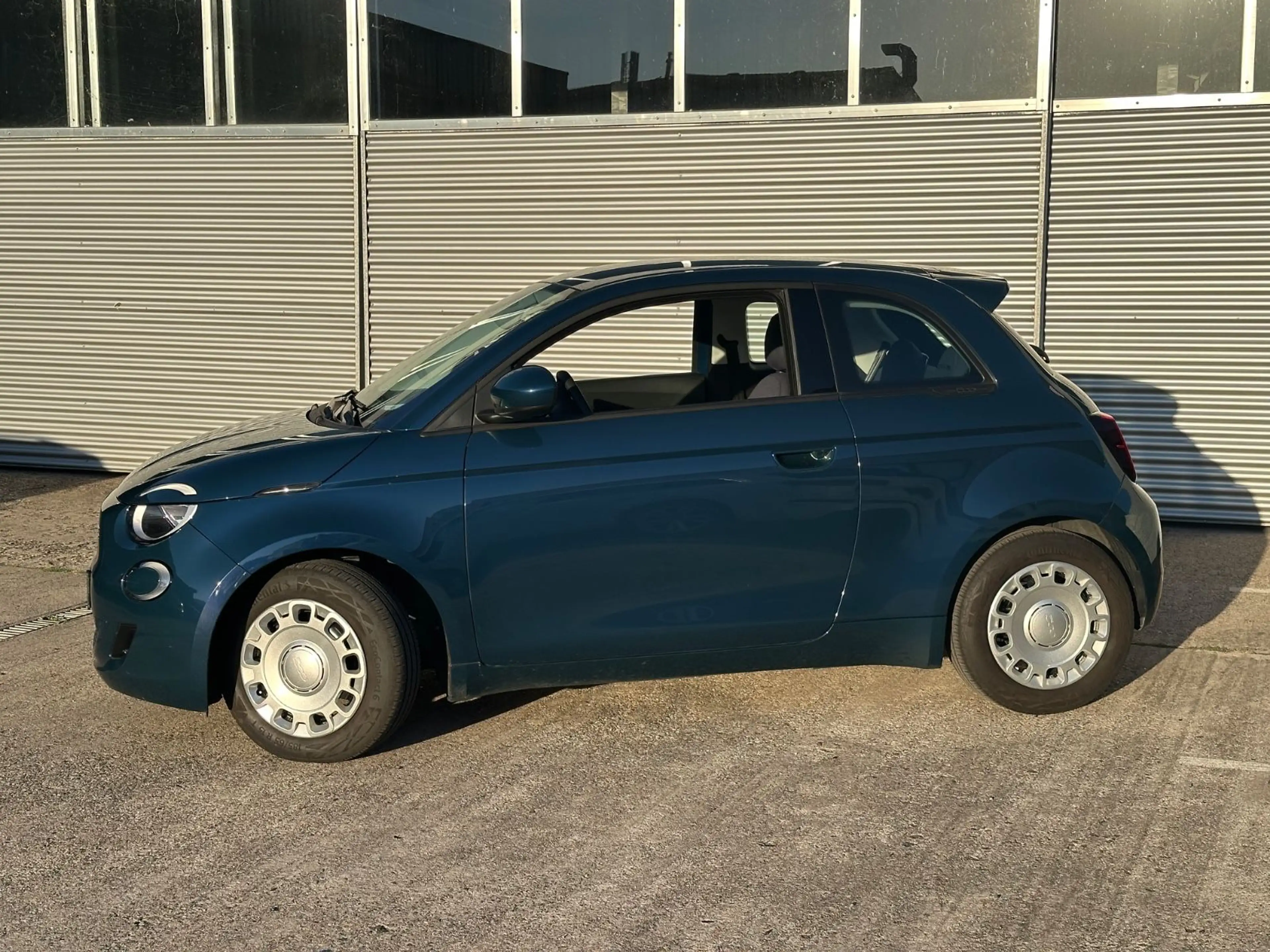 Fiat 500e *Display*Apple*Android*VKZE*Standklima*5,99% — photo 4