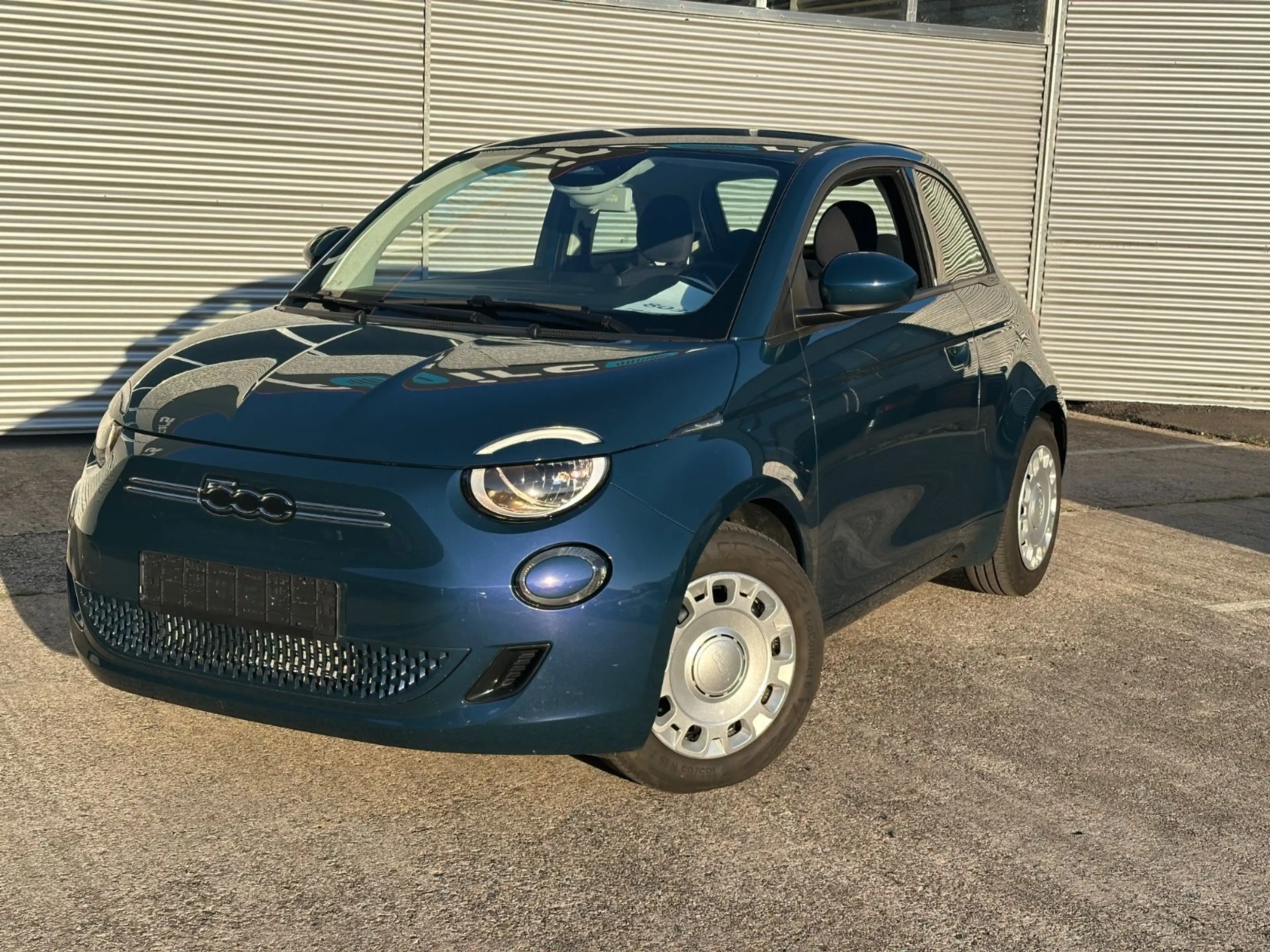 Fiat 500e *Display*Apple*Android*VKZE*Standklima*5,99% — photo 3