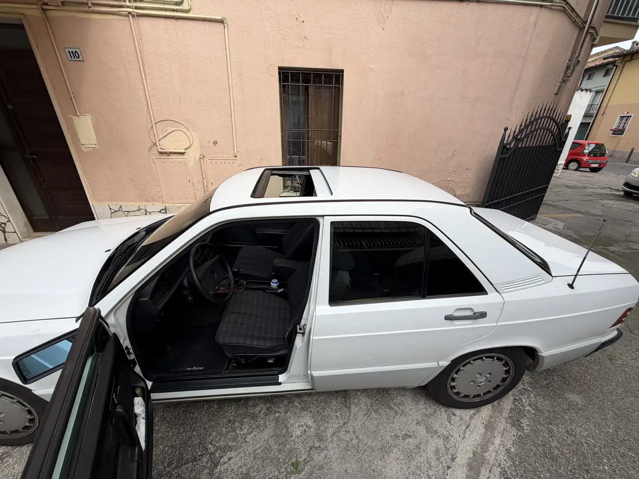 Mercedes-Benz 190 2.0 E 122cv, foto 11
