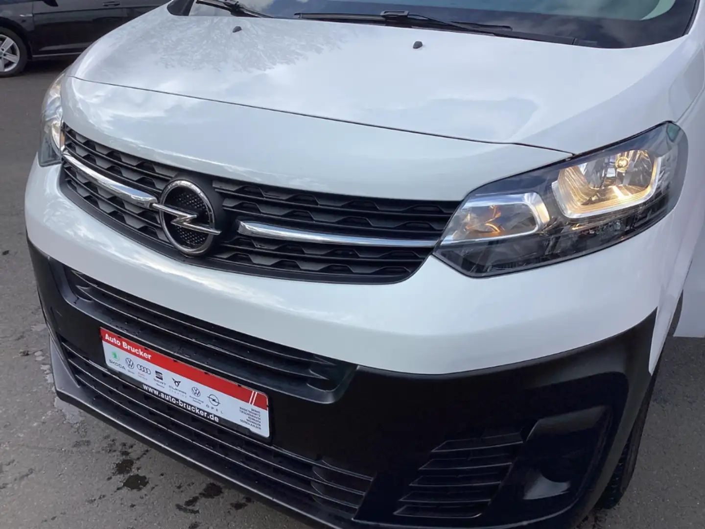 Opel Vivaro Kasten Selection M 1.5 D +Klimaanlage+Tagfahrlicht Weiß - 2