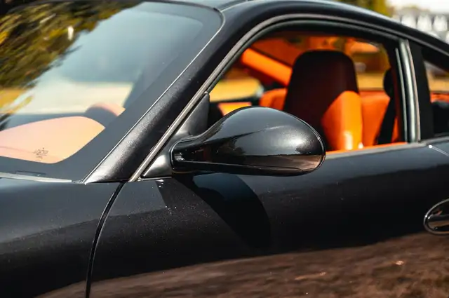 Porsche 911 view 24