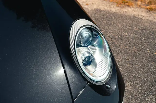 Porsche 911 view 23