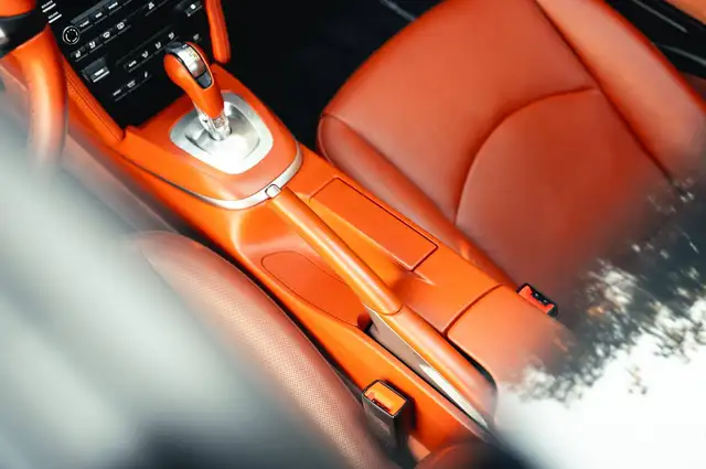 Porsche 911 view 15
