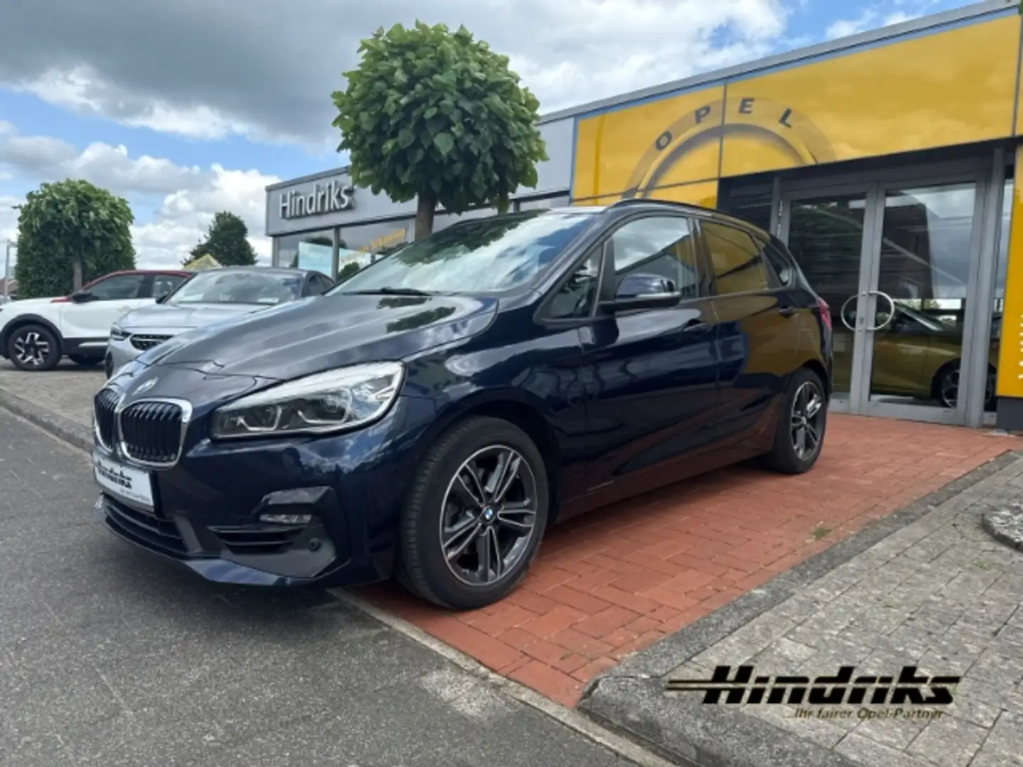 BMW 218 Active Tourer 1.5i Sport Line Navi Soundsystem LED Blau - 1