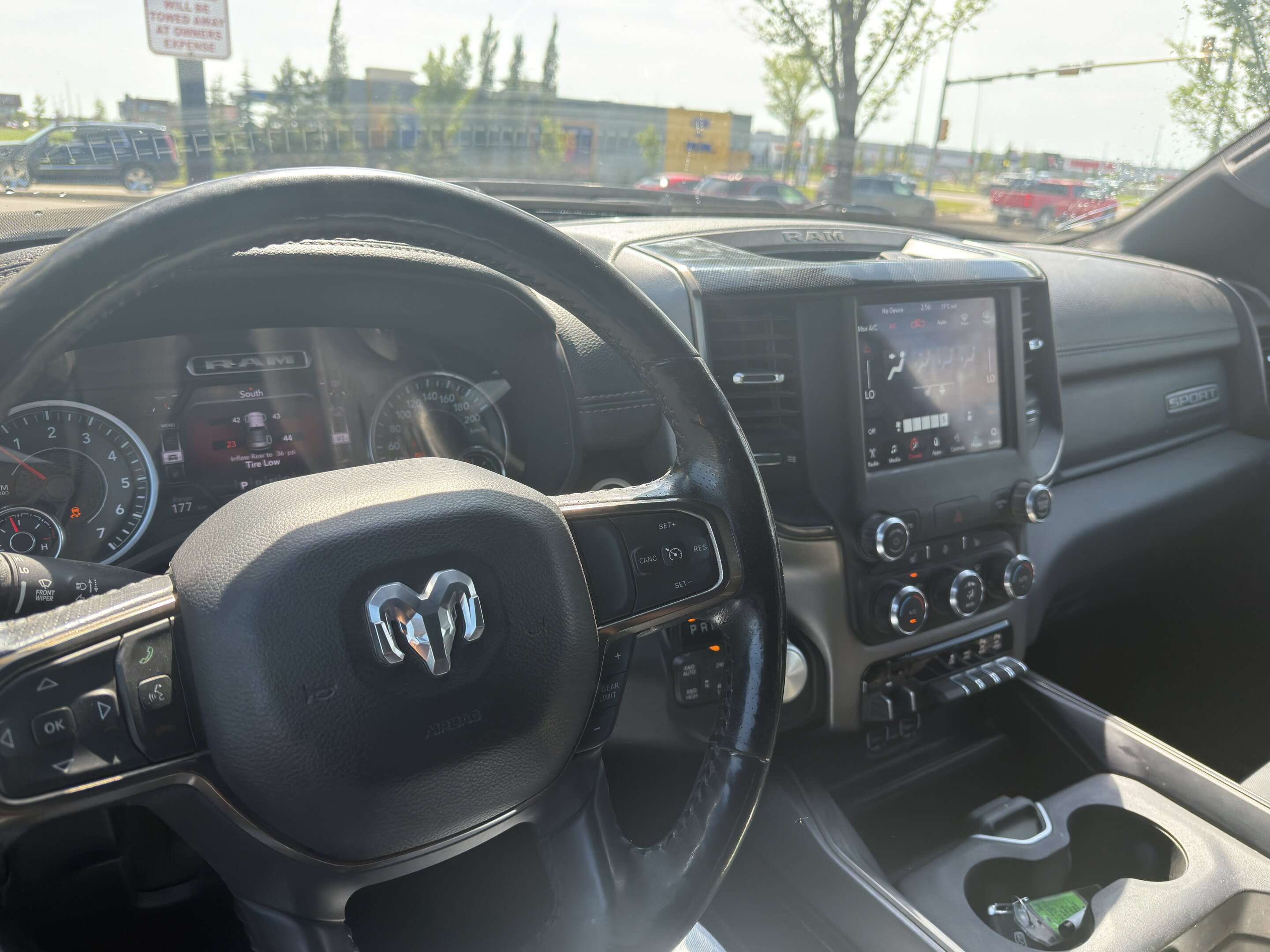 2020 RAM 1500 Sport — снимка 1