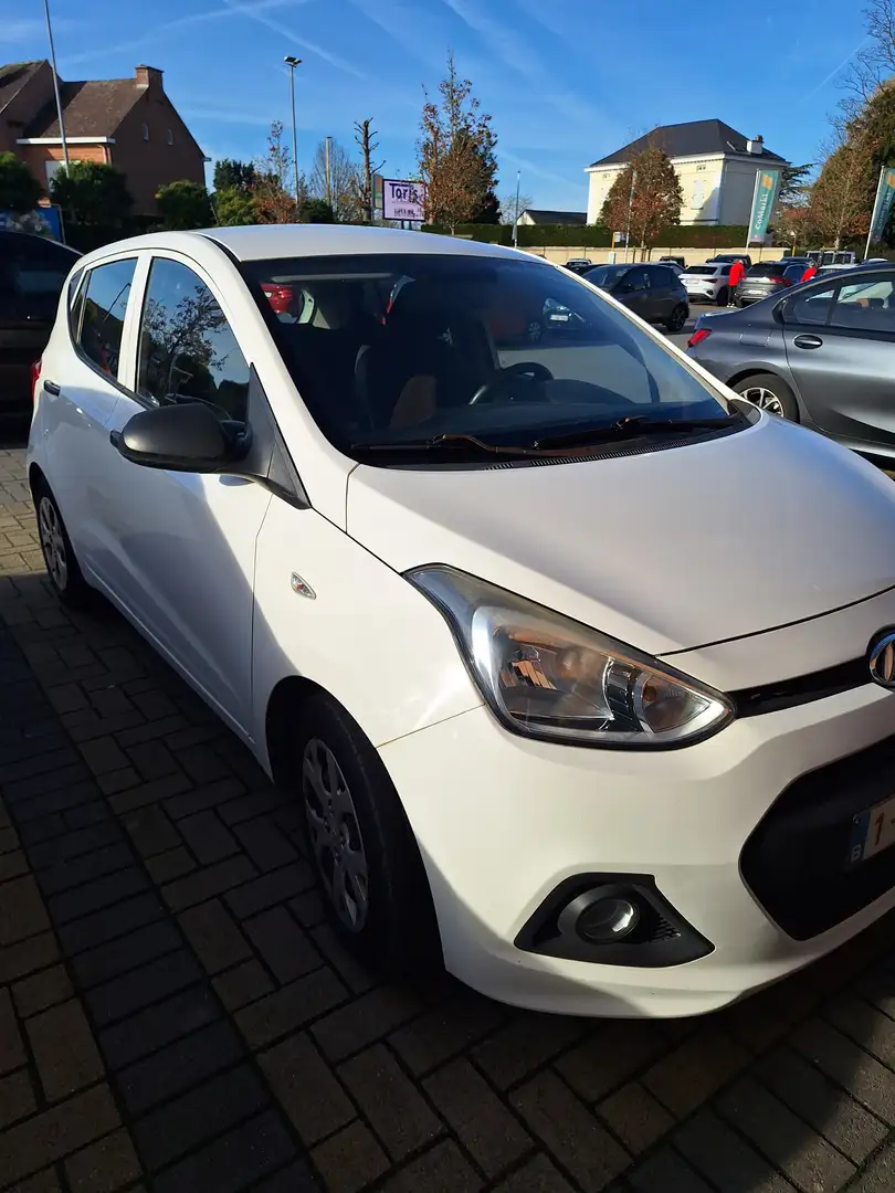 Hyundai i10 i10 1.0 Intro Edition Blanc - 2