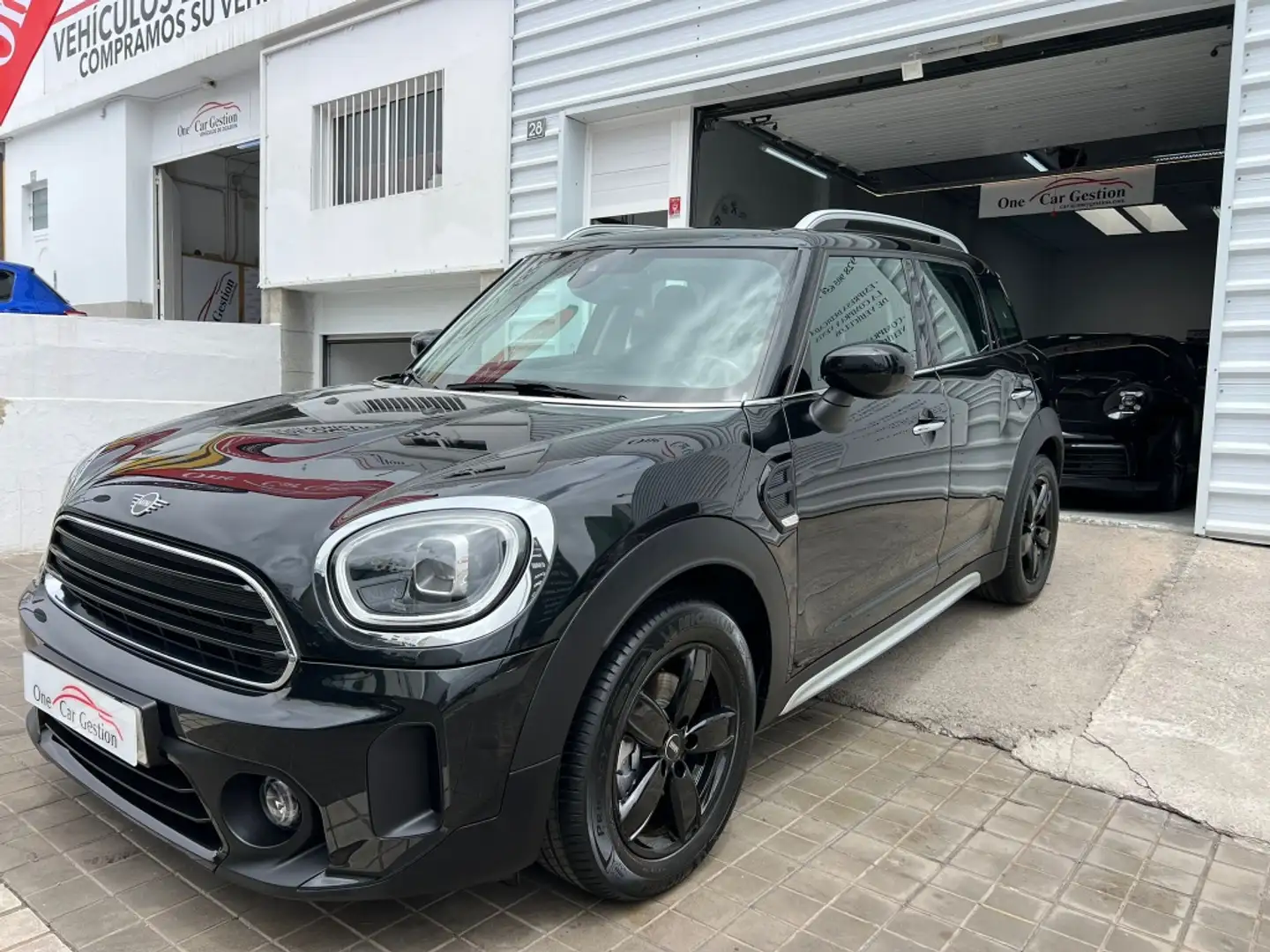 MINI Cooper Countryman AUT. Noir - 1