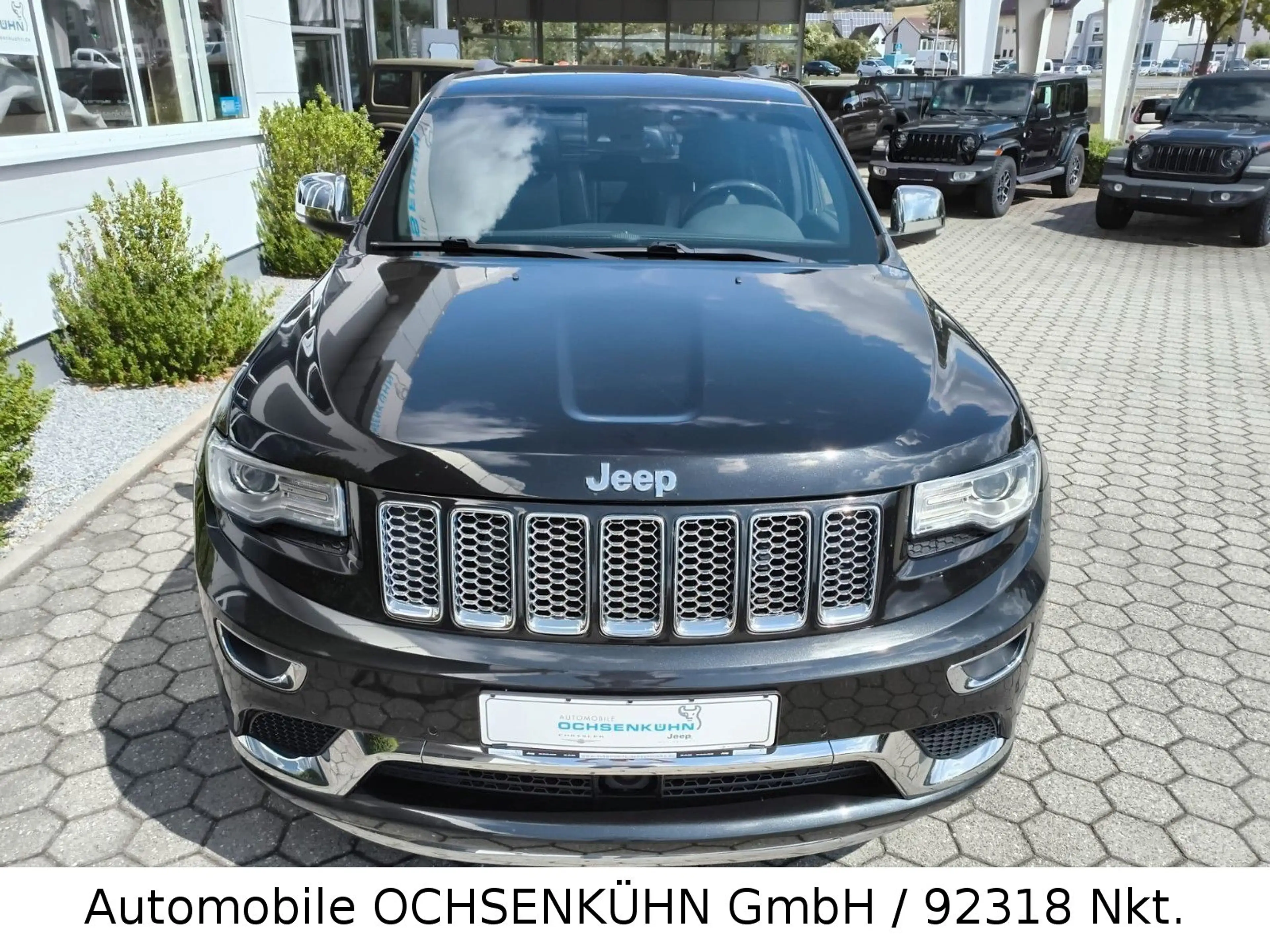 Jeep Grand Cherokee Summit 3.0 D. — photo 3