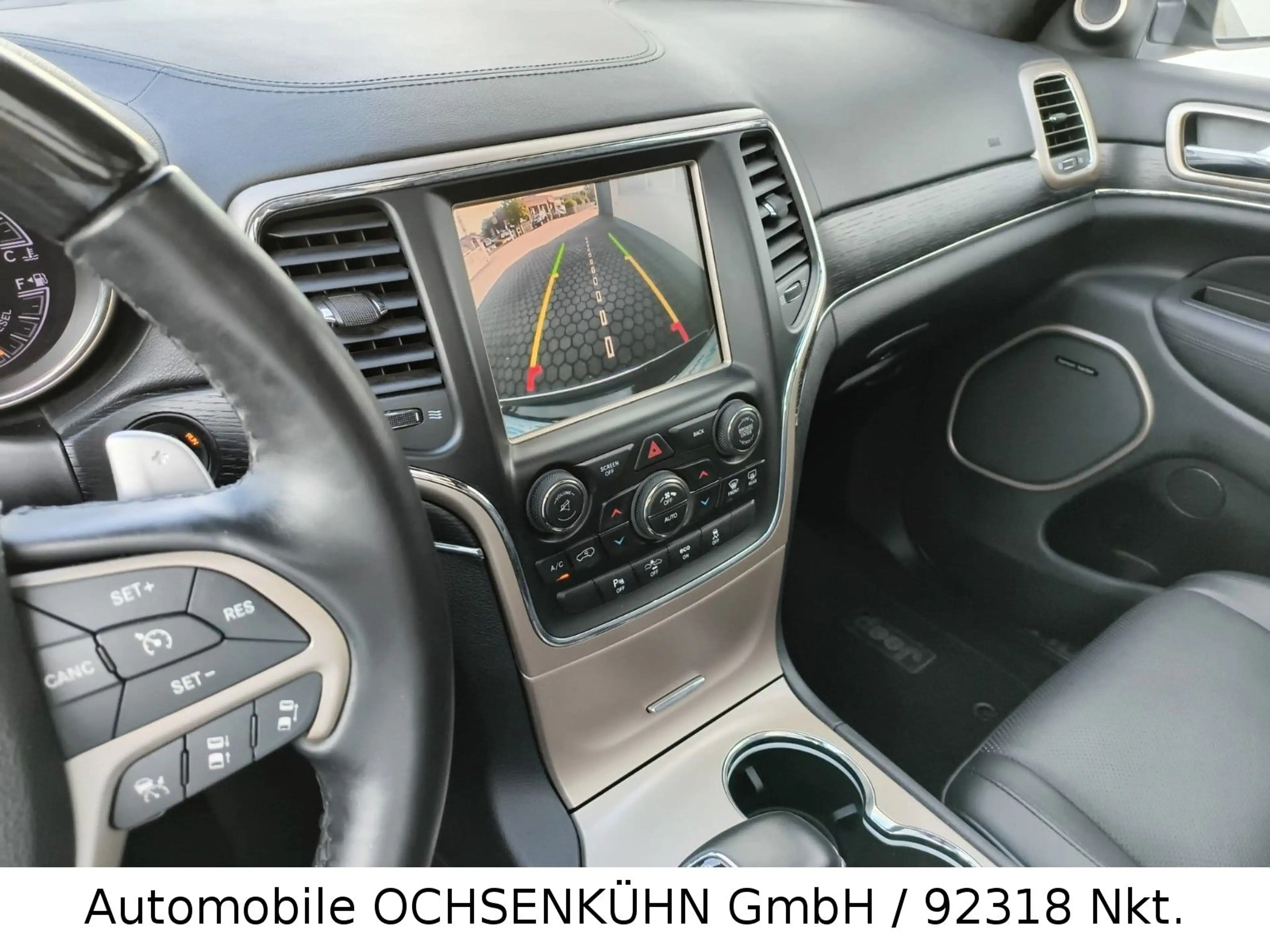 Jeep Grand Cherokee Summit 3.0 D. — photo 8