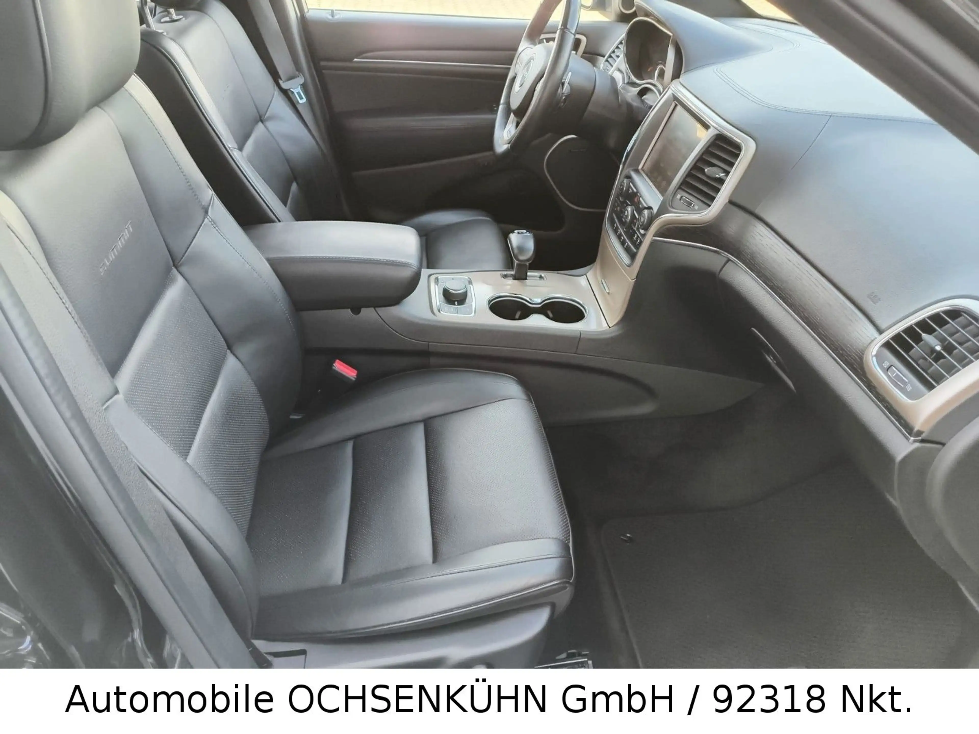 Jeep Grand Cherokee Summit 3.0 D. — photo 10