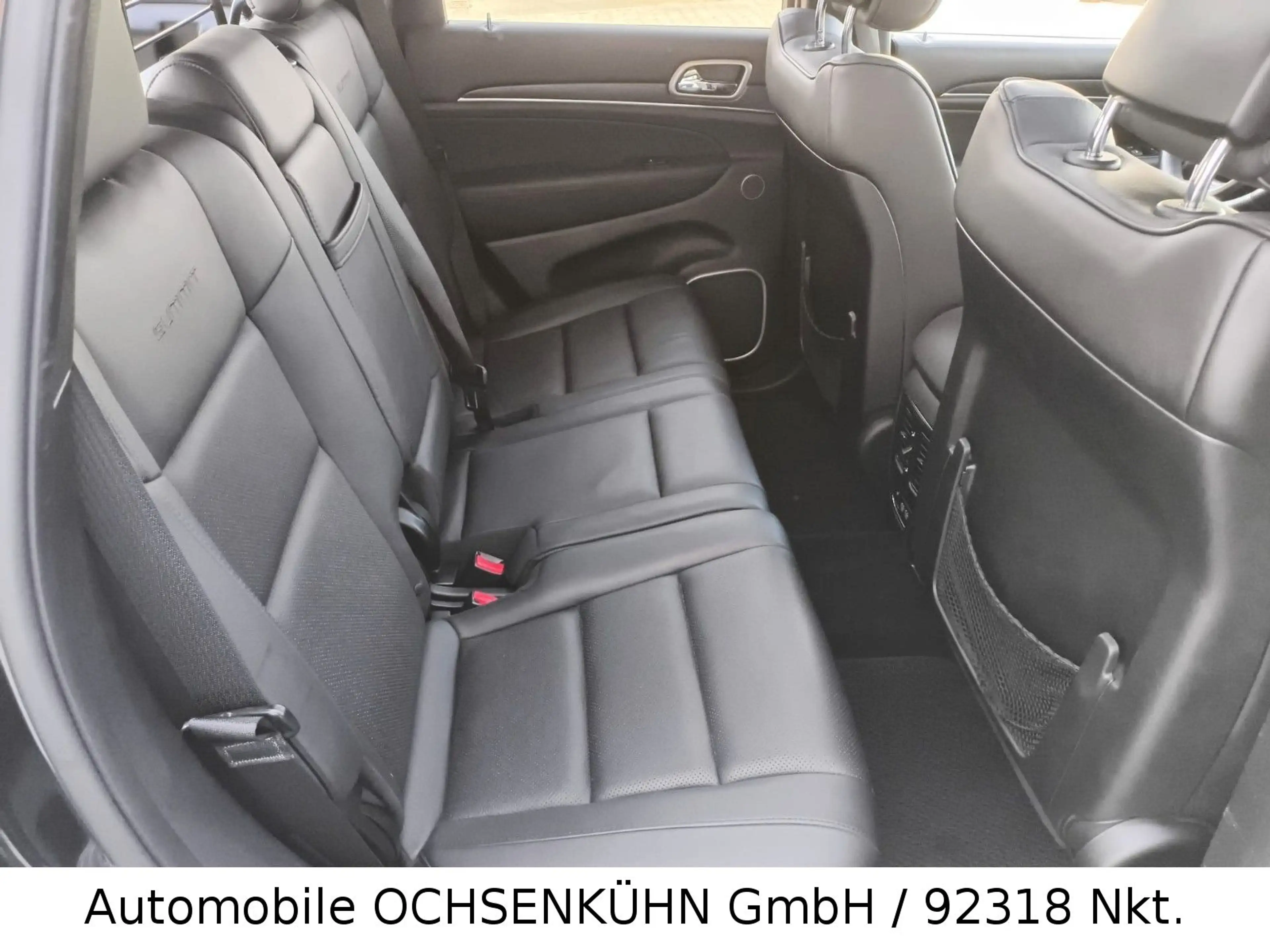 Jeep Grand Cherokee Summit 3.0 D. — photo 11