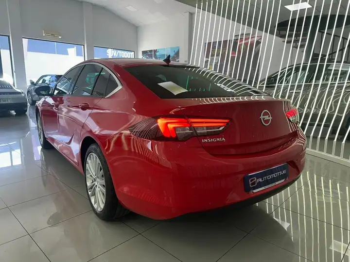 Opel Insignia ST - INNOVATION 1.6 CDTI S/S 2020, foto 3
