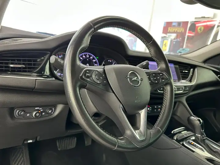 Opel Insignia ST - INNOVATION 1.6 CDTI S/S 2020, foto 19