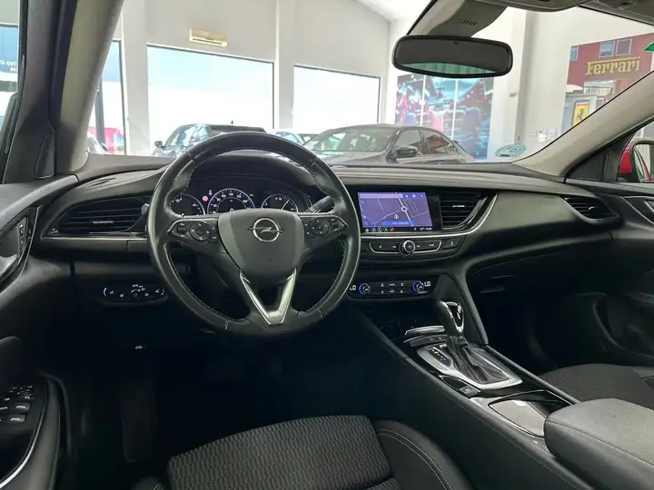 Opel Insignia ST - INNOVATION 1.6 CDTI S/S 2020, foto 16