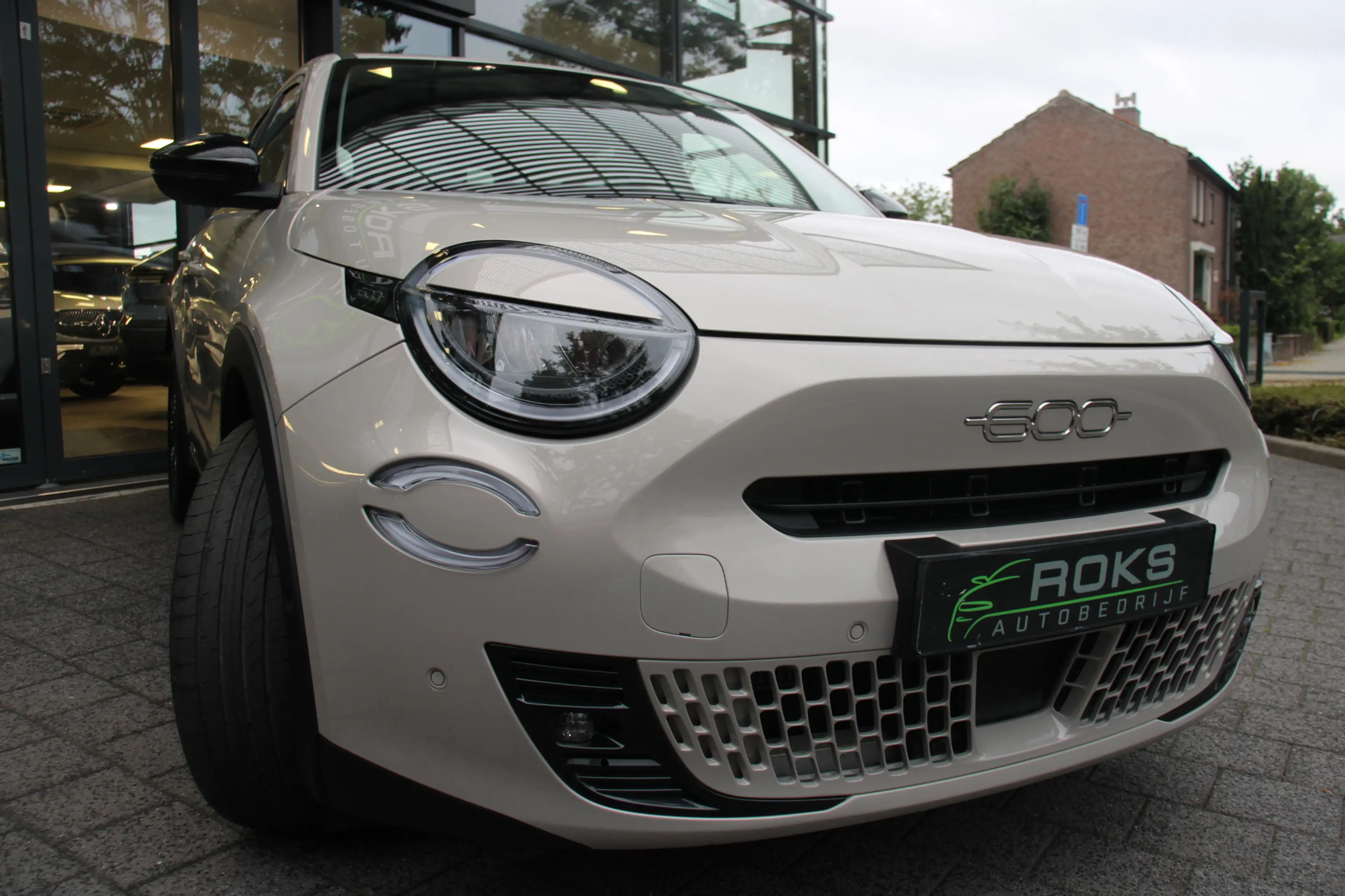 Fiat 600 1.2 Hybrid La Prima — photo 11
