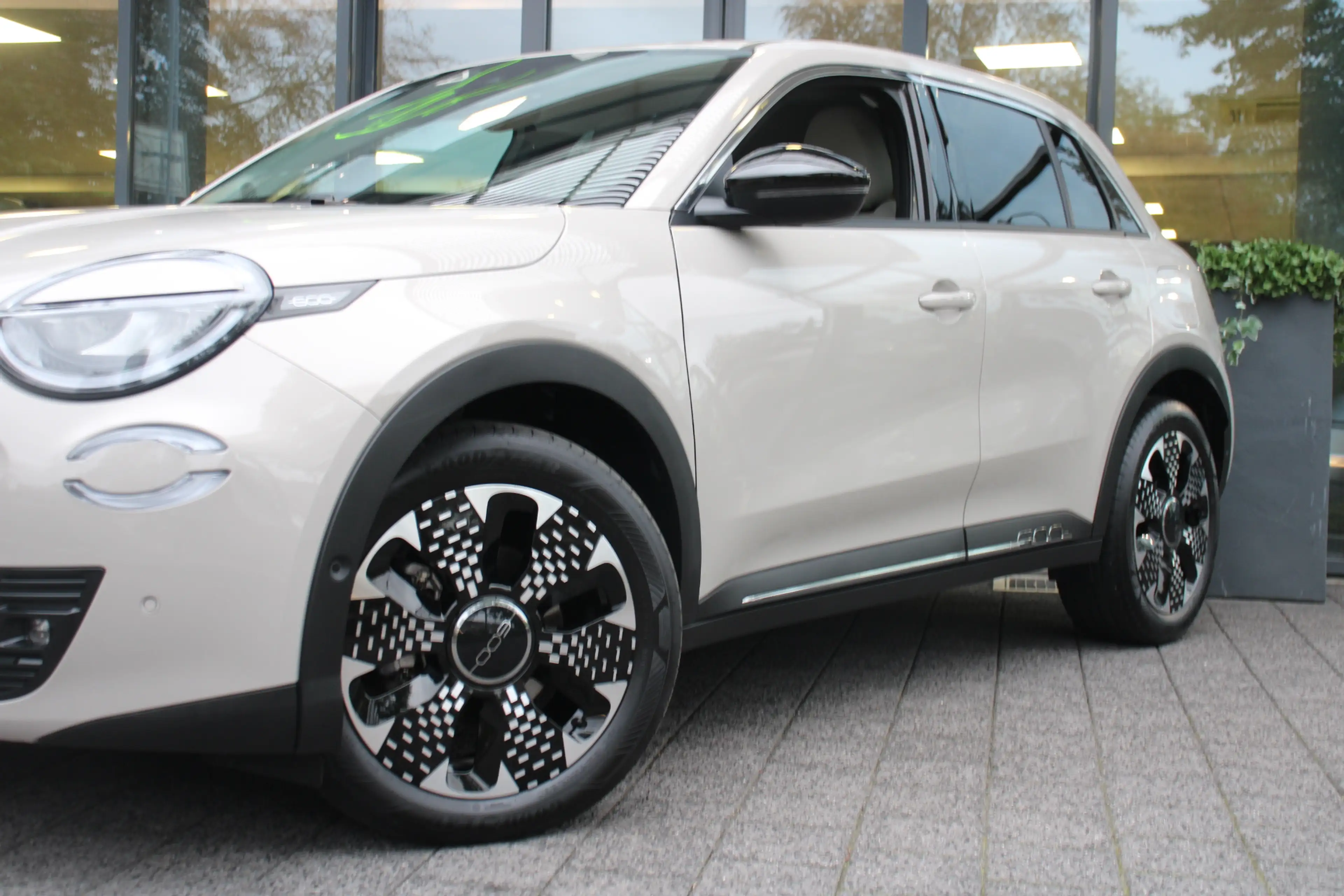 Fiat 600 1.2 Hybrid La Prima — photo 7