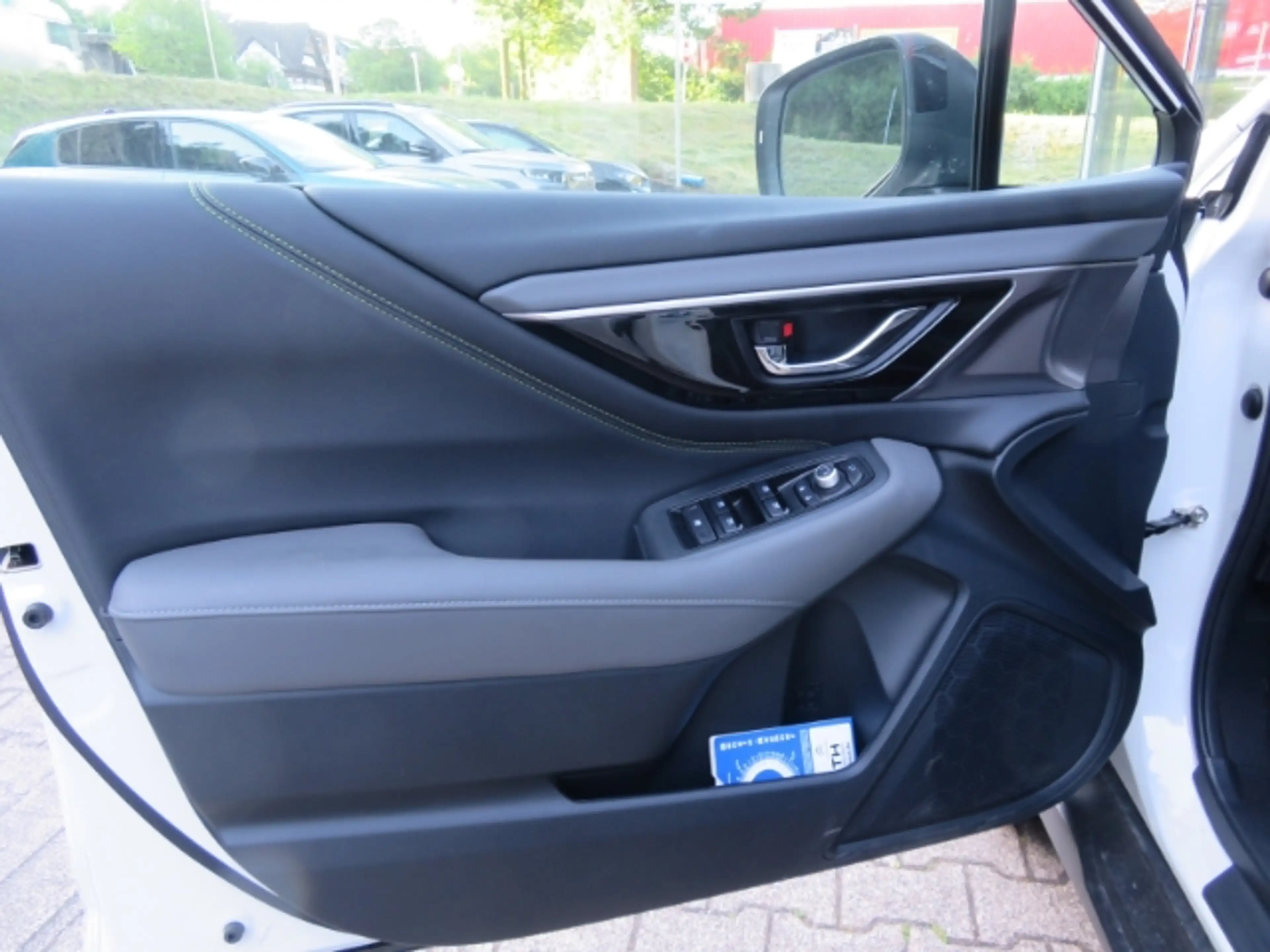 Subaru OUTBACK 2.5i Exclusive Cross Navi LED Dyn. Kurvenlicht ACC — photo 12