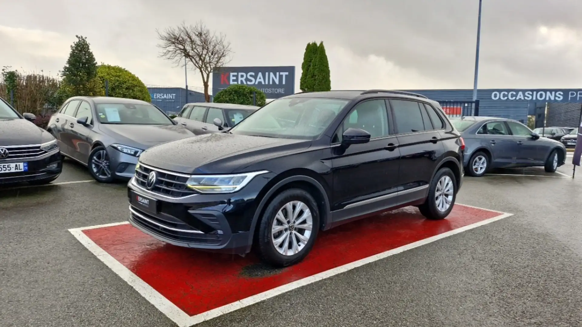 Volkswagen Tiguan BUSINESS 2.0 tdi 150ch dsg7 life Noir - 1