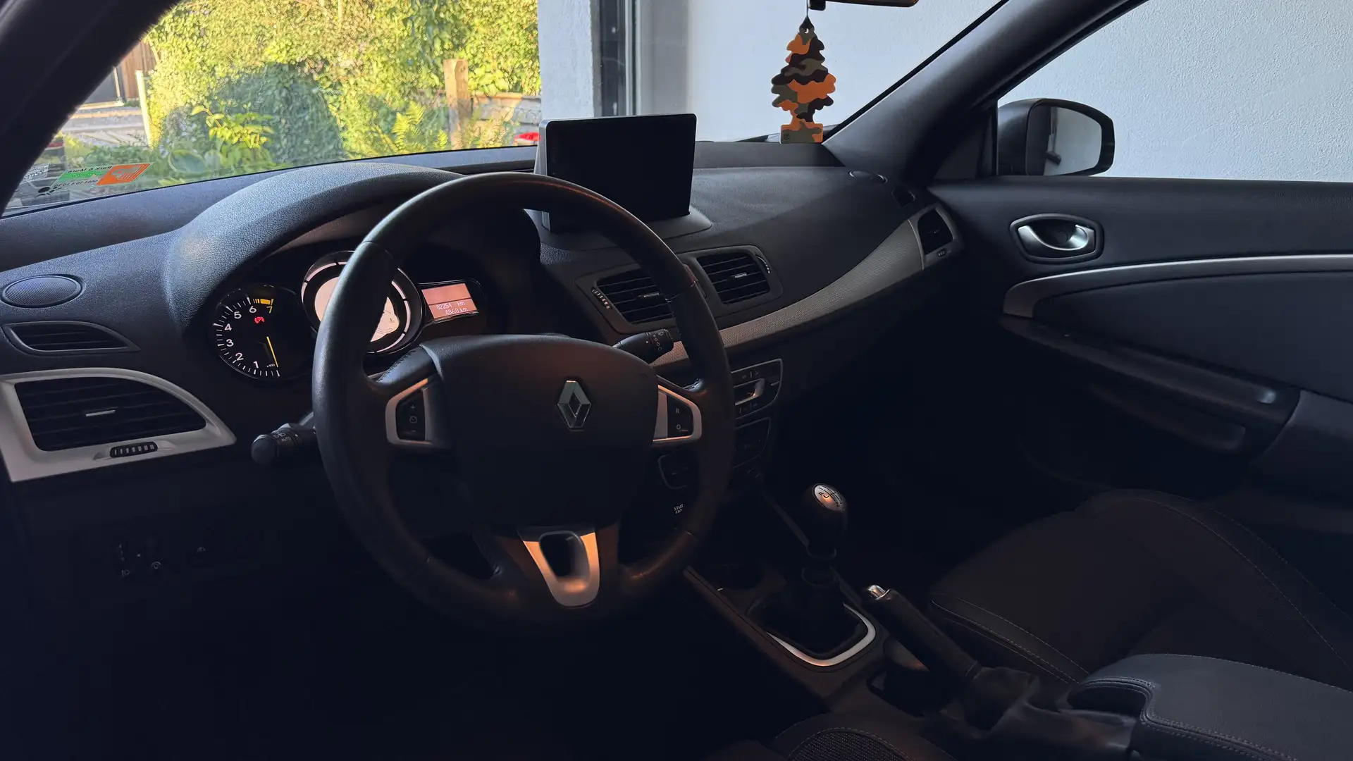 Renault Megane TCe 130 Coupe-Cabriolet Luxe Grau - 2
