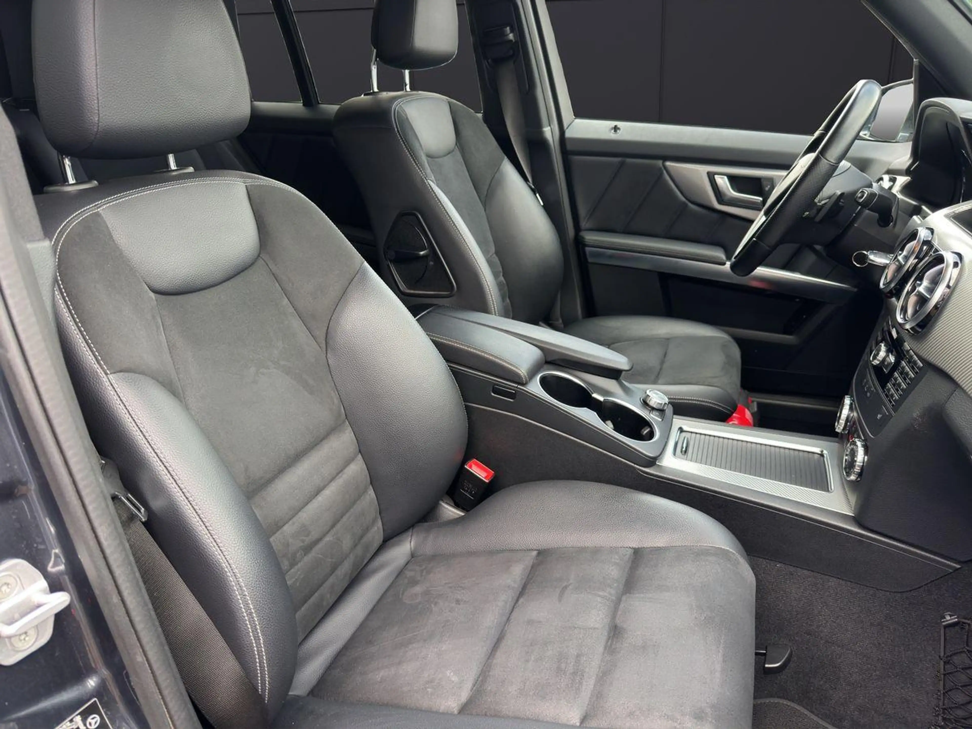 Mercedes-Benz GLK 250 CDI BlueTec 4Matic Bi-Xenon AHK EU6 — photo 9
