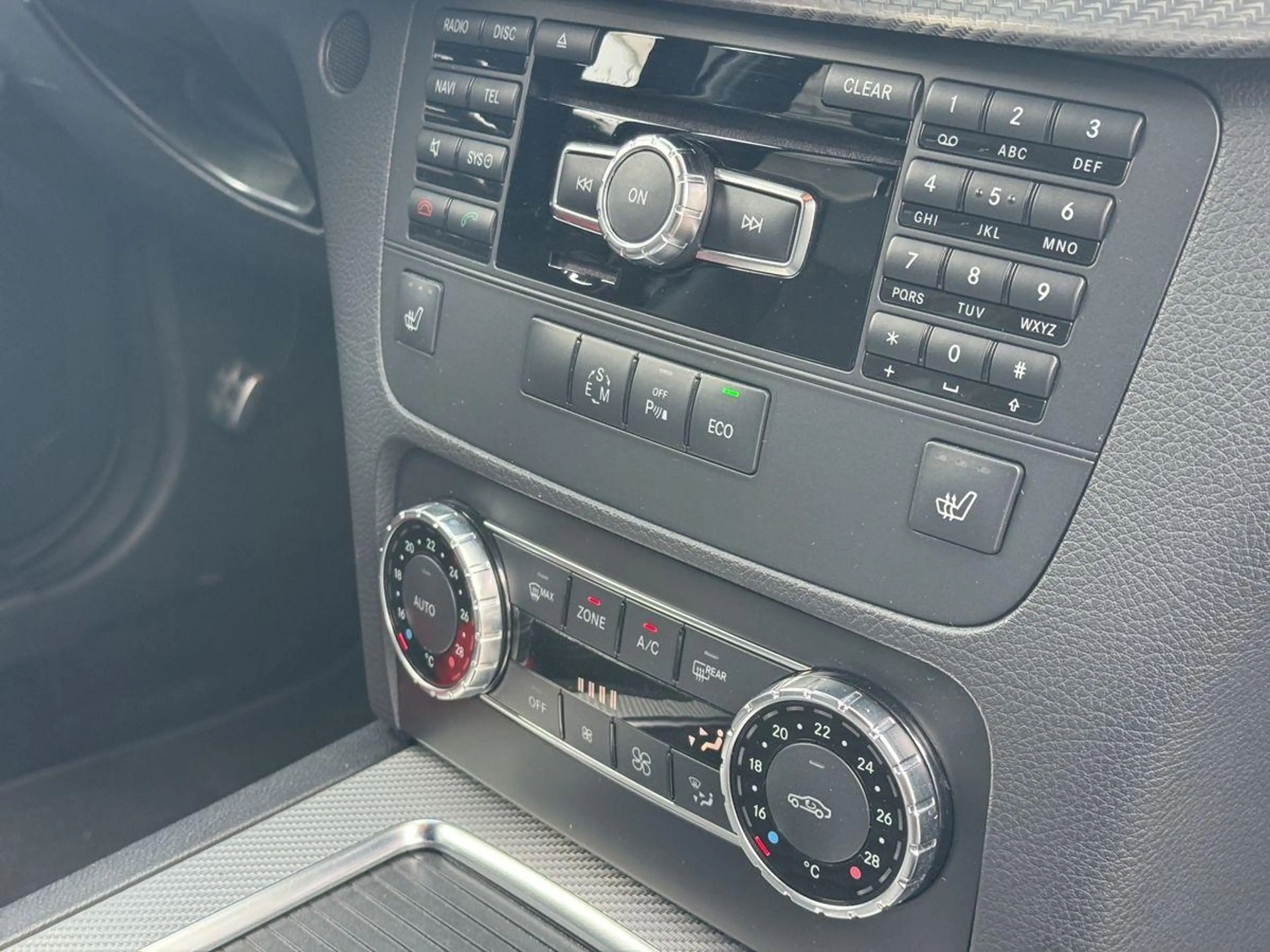 Mercedes-Benz GLK 250 CDI BlueTec 4Matic Bi-Xenon AHK EU6 — photo 12