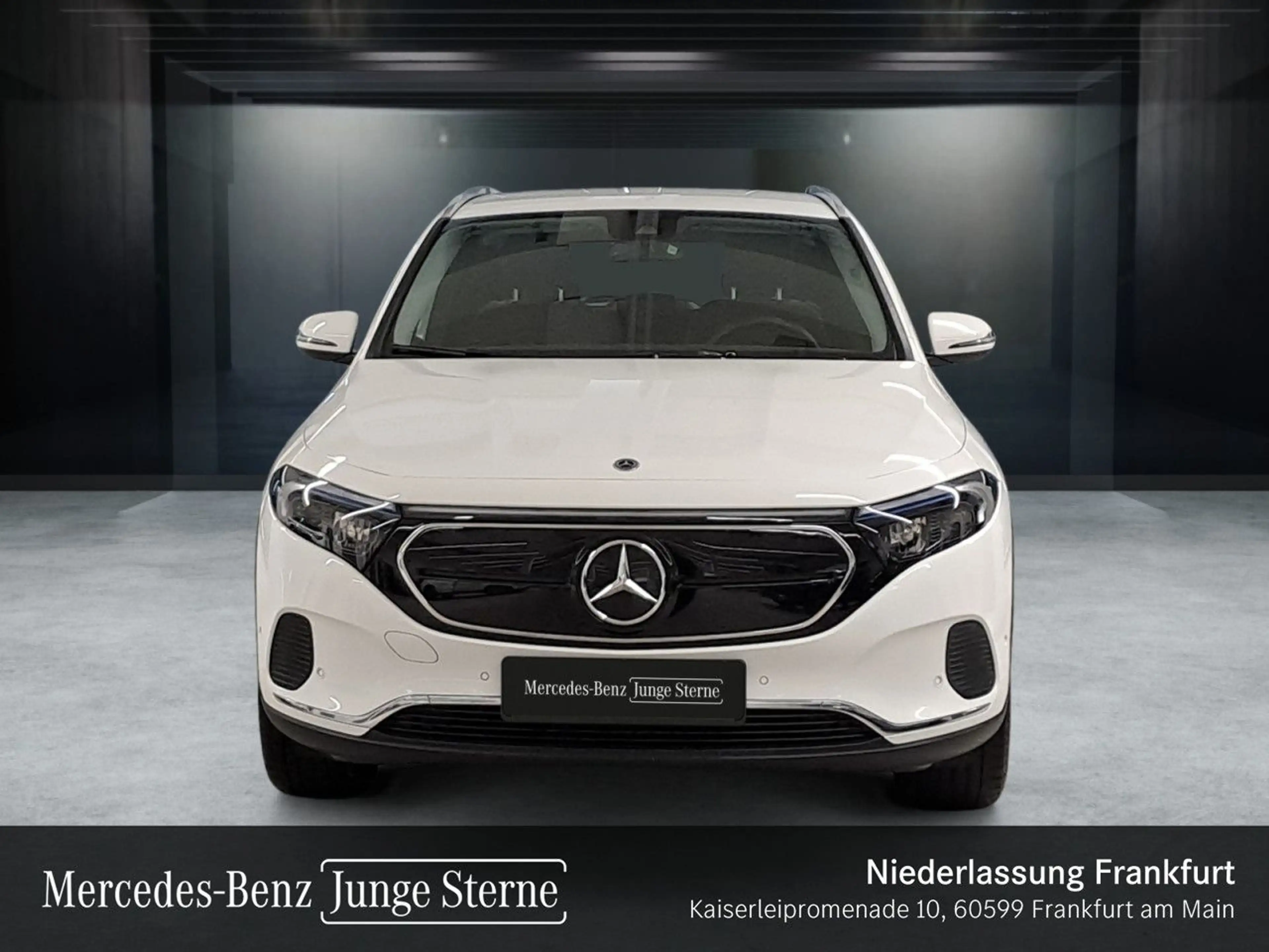 Mercedes-Benz EQA 300 4M PROG+ADVANCED+AHK+KAMERA+MEMORY+SPUR — photo 11